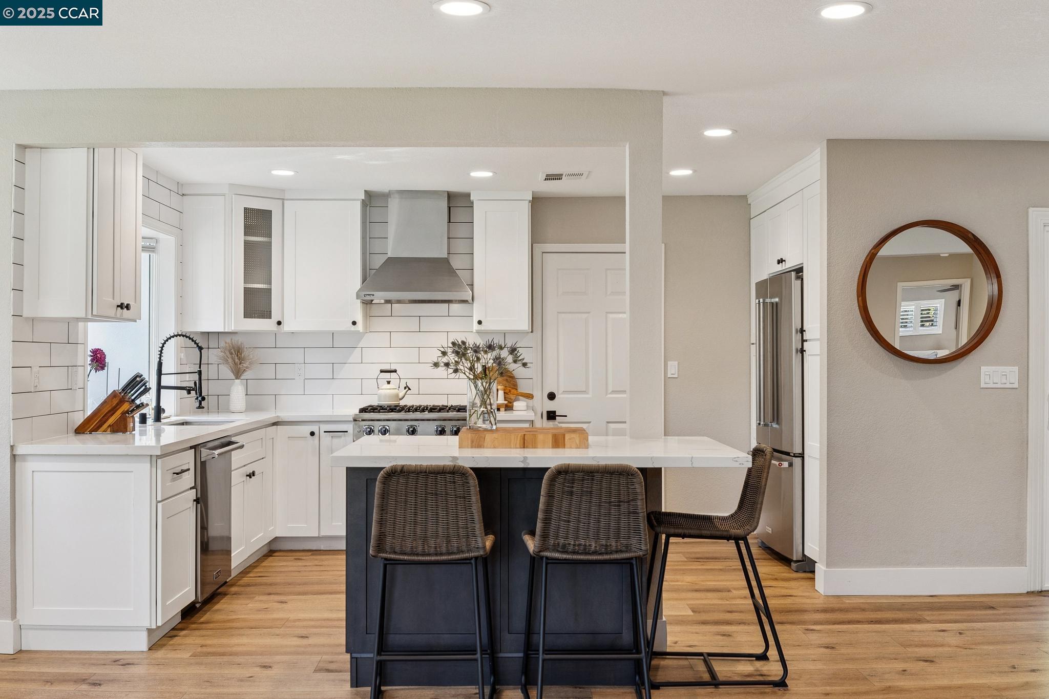 Detail Gallery Image 11 of 38 For 101 Patterson Blvd, Pleasant Hill,  CA 94523 - 3 Beds | 2 Baths