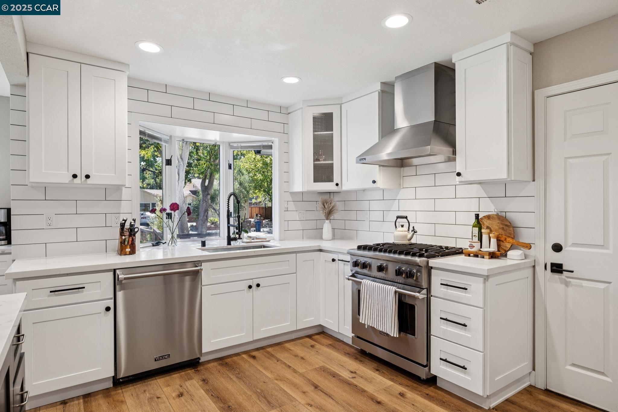 Detail Gallery Image 14 of 38 For 101 Patterson Blvd, Pleasant Hill,  CA 94523 - 3 Beds | 2 Baths