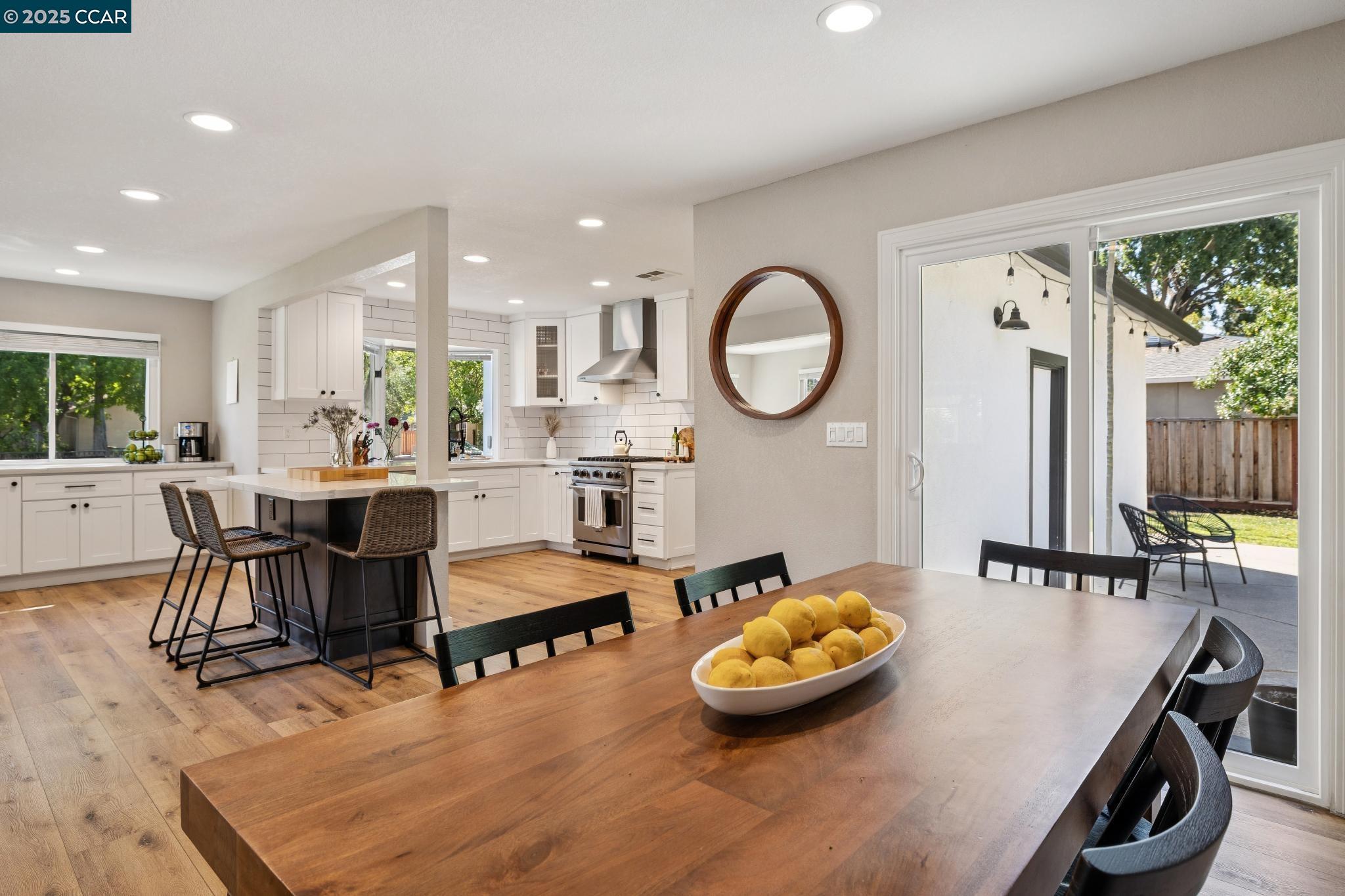 Detail Gallery Image 17 of 38 For 101 Patterson Blvd, Pleasant Hill,  CA 94523 - 3 Beds | 2 Baths