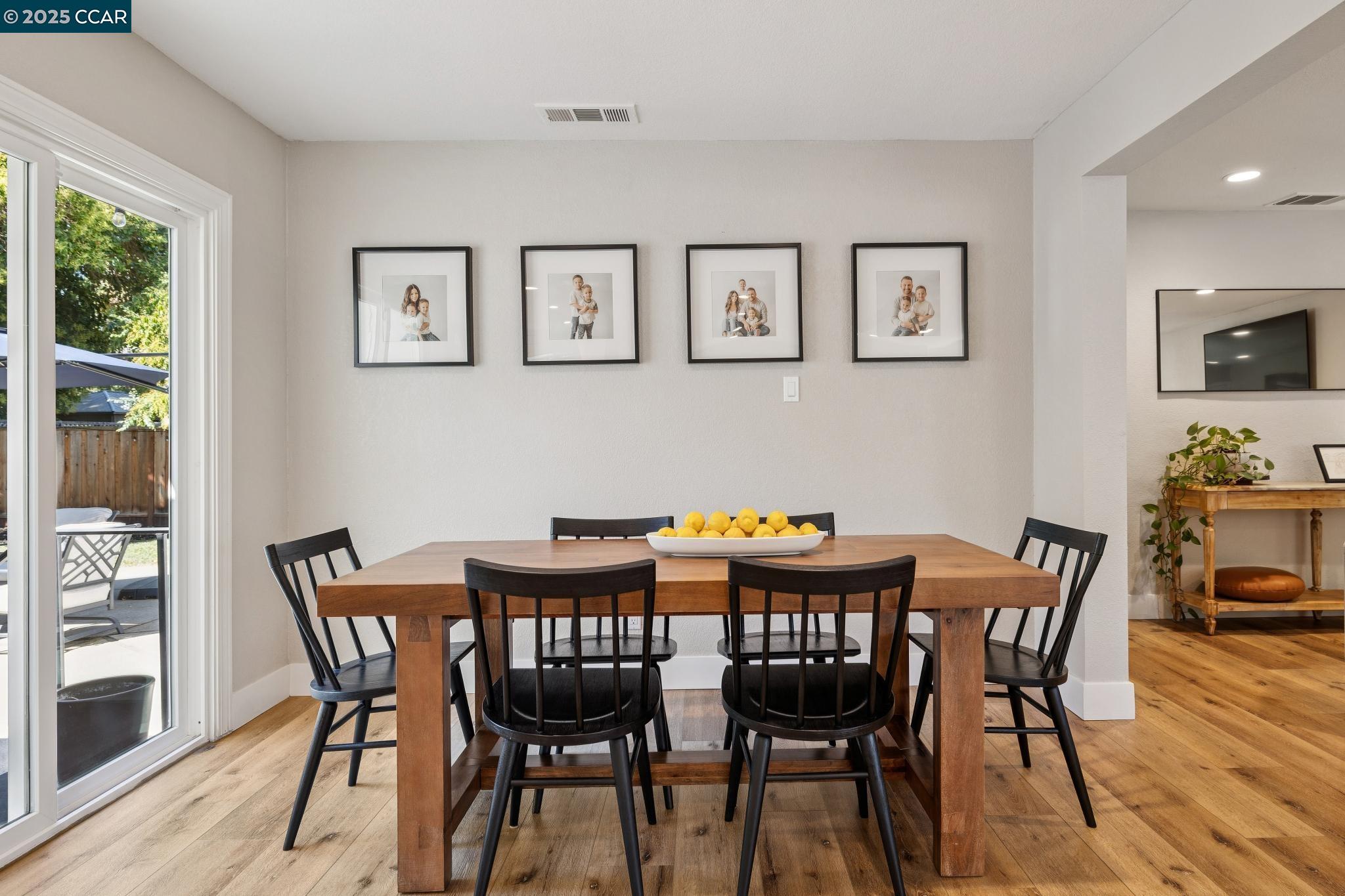 Detail Gallery Image 18 of 38 For 101 Patterson Blvd, Pleasant Hill,  CA 94523 - 3 Beds | 2 Baths
