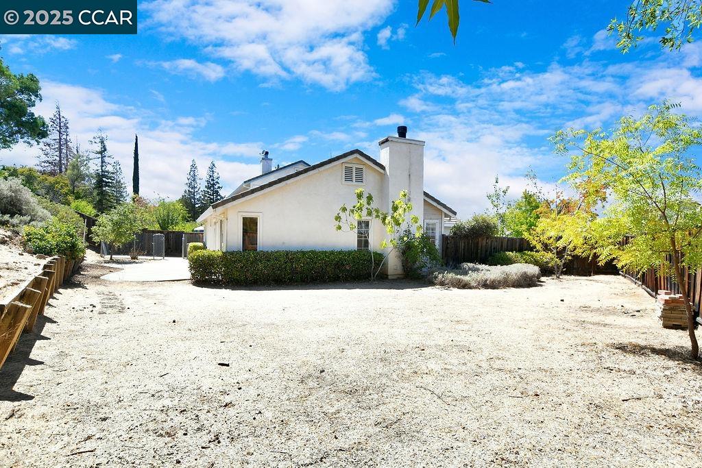 Detail Gallery Image 22 of 29 For 1024 Sandstone Ct, Antioch,  CA 94531 - 3 Beds | 2 Baths