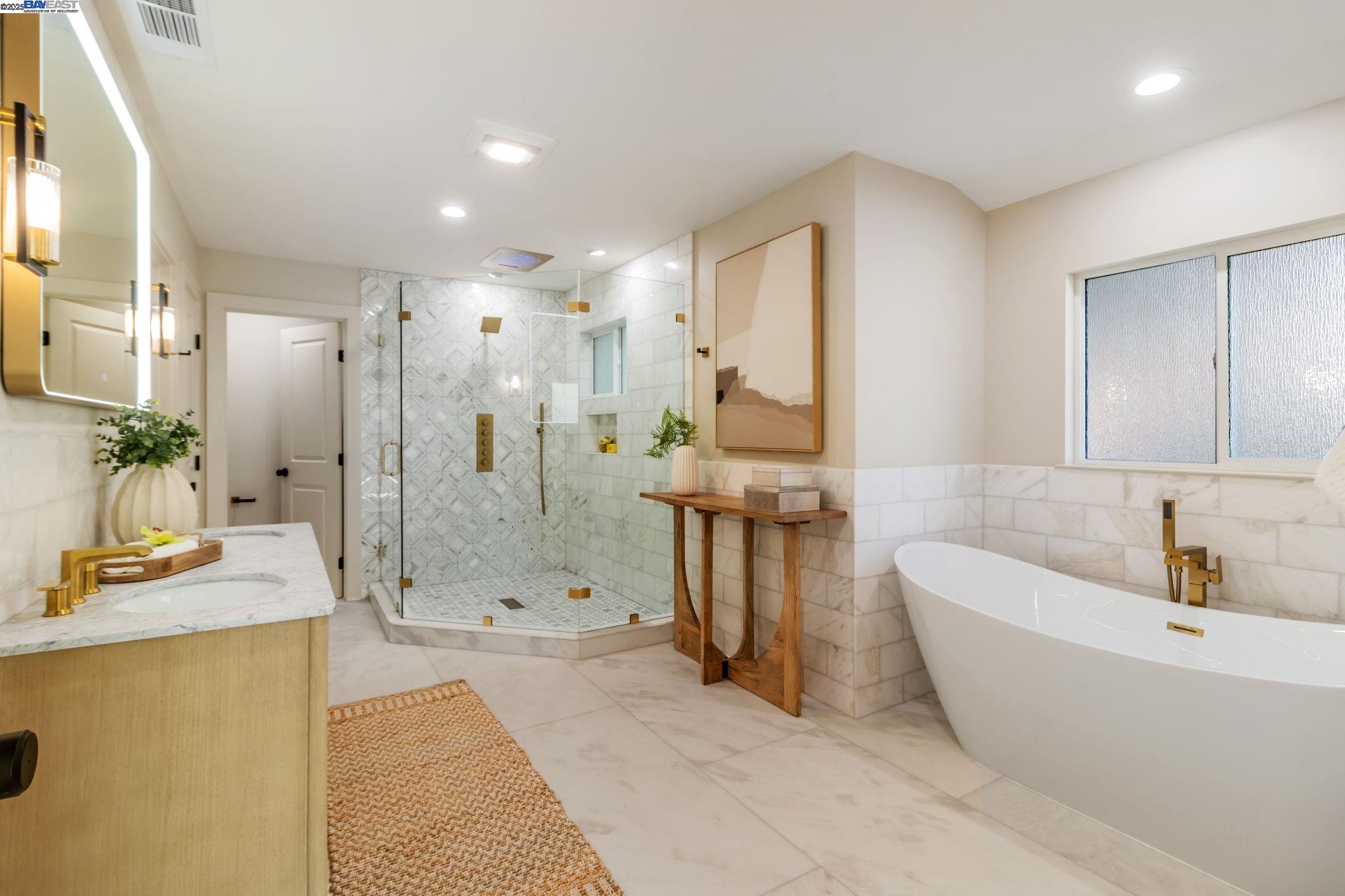 Detail Gallery Image 21 of 60 For 15 Manzanita Terrace, Orinda,  CA 94563 - 5 Beds | 3/1 Baths