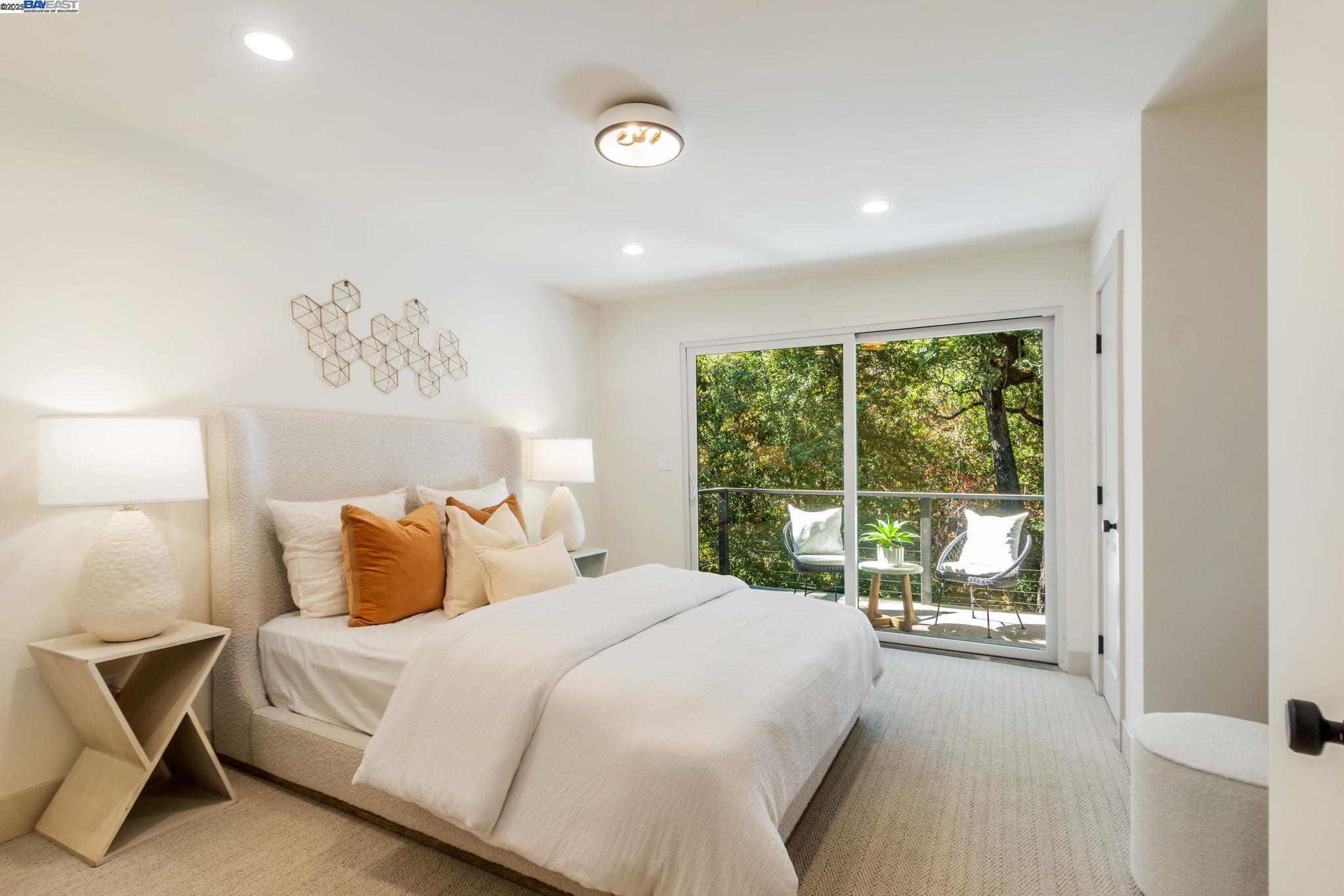 Detail Gallery Image 35 of 60 For 15 Manzanita Terrace, Orinda,  CA 94563 - 5 Beds | 3/1 Baths