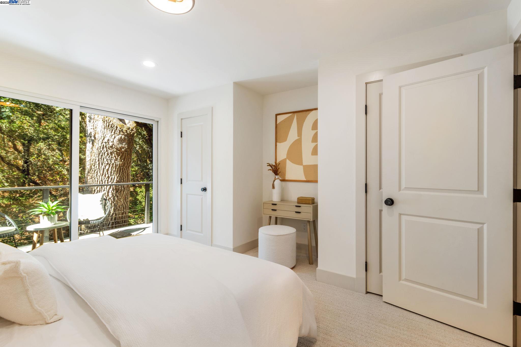 Detail Gallery Image 36 of 60 For 15 Manzanita Terrace, Orinda,  CA 94563 - 5 Beds | 3/1 Baths