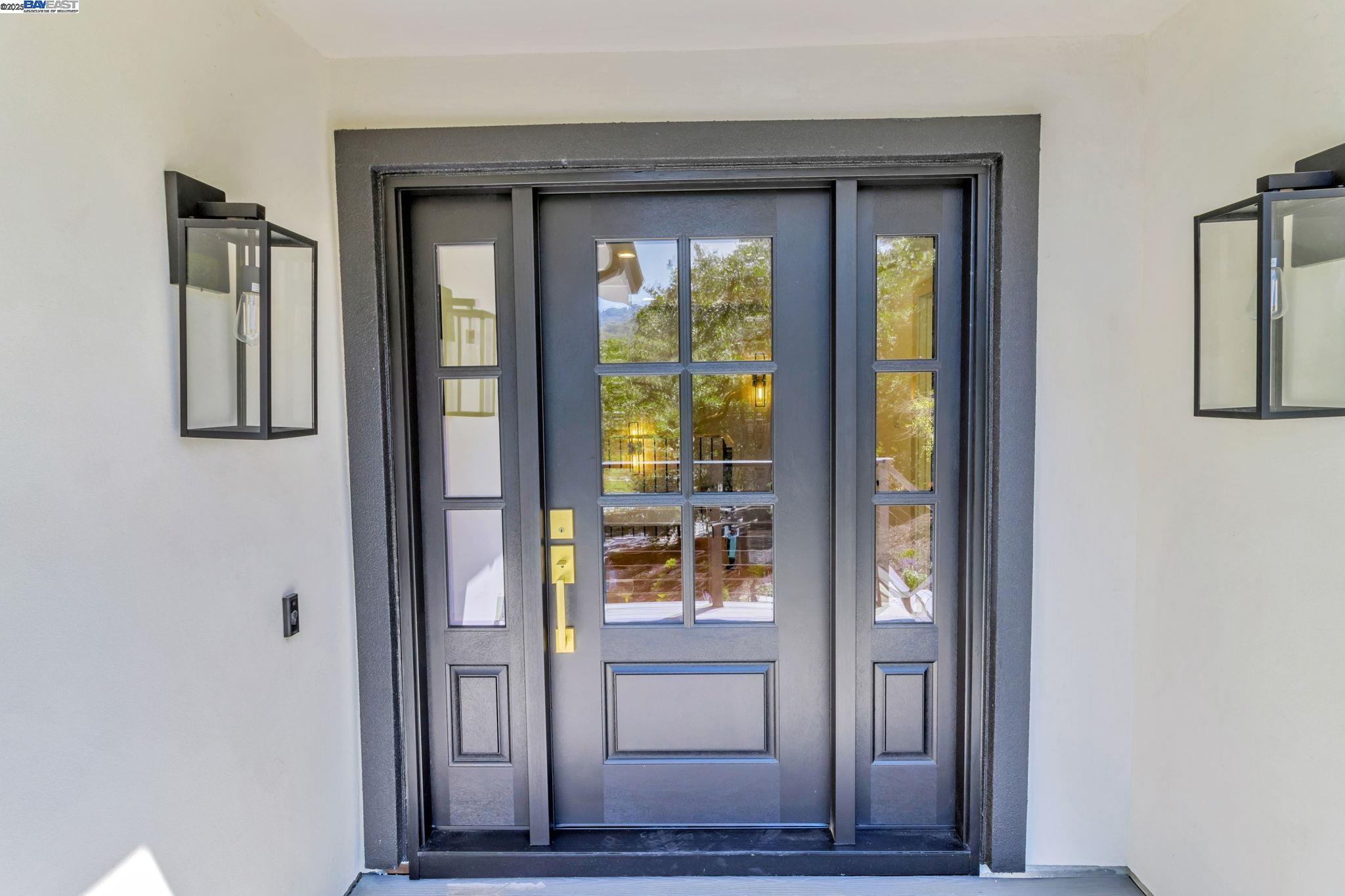 Detail Gallery Image 6 of 60 For 15 Manzanita Terrace, Orinda,  CA 94563 - 5 Beds | 3/1 Baths
