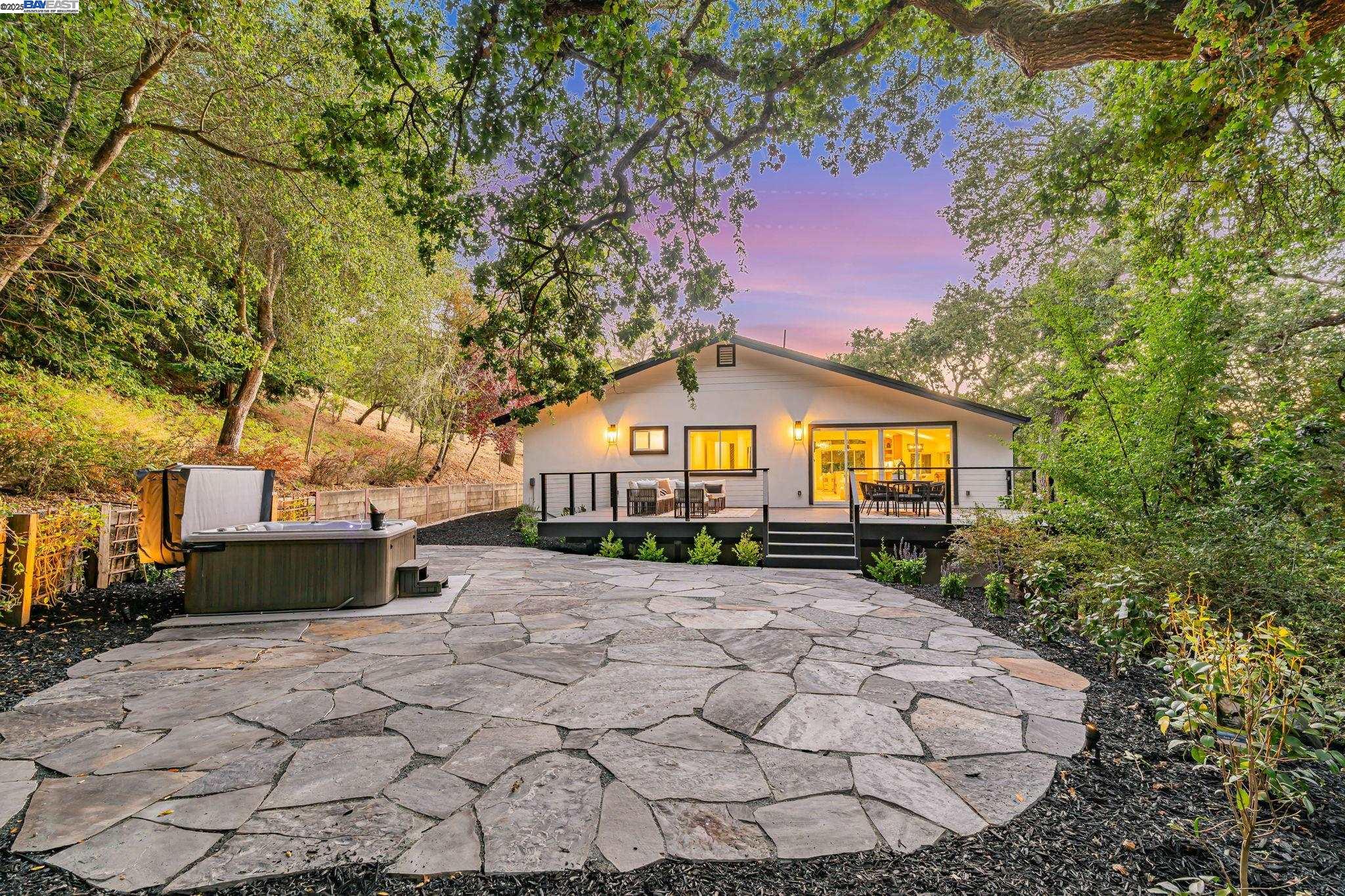 Detail Gallery Image 55 of 60 For 15 Manzanita Terrace, Orinda,  CA 94563 - 5 Beds | 3/1 Baths