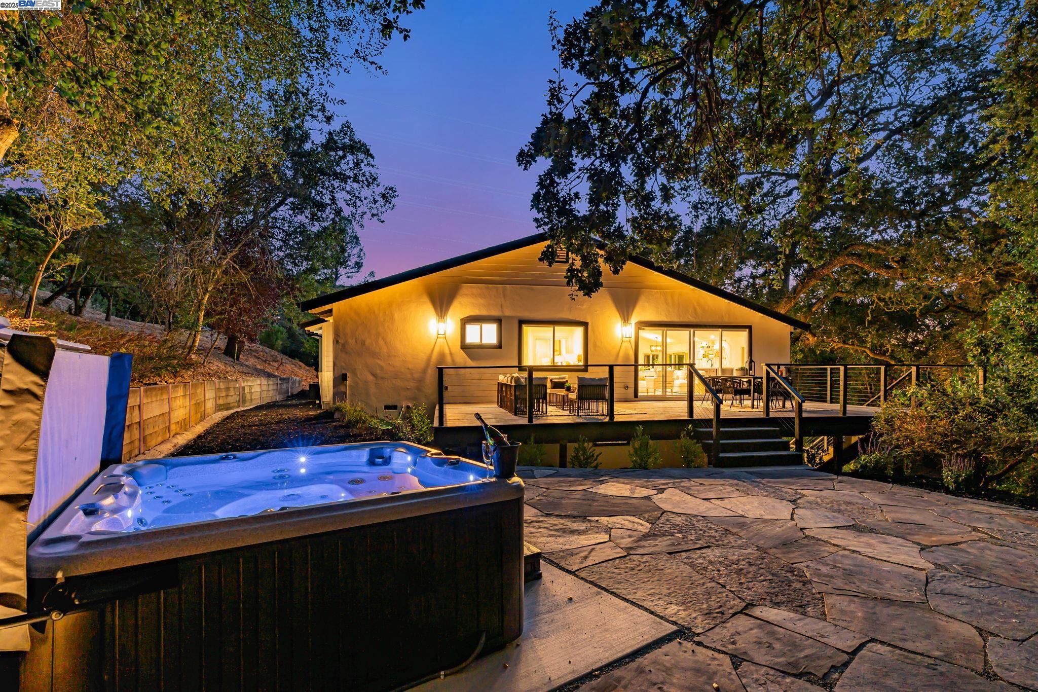 Detail Gallery Image 60 of 60 For 15 Manzanita Terrace, Orinda,  CA 94563 - 5 Beds | 3/1 Baths