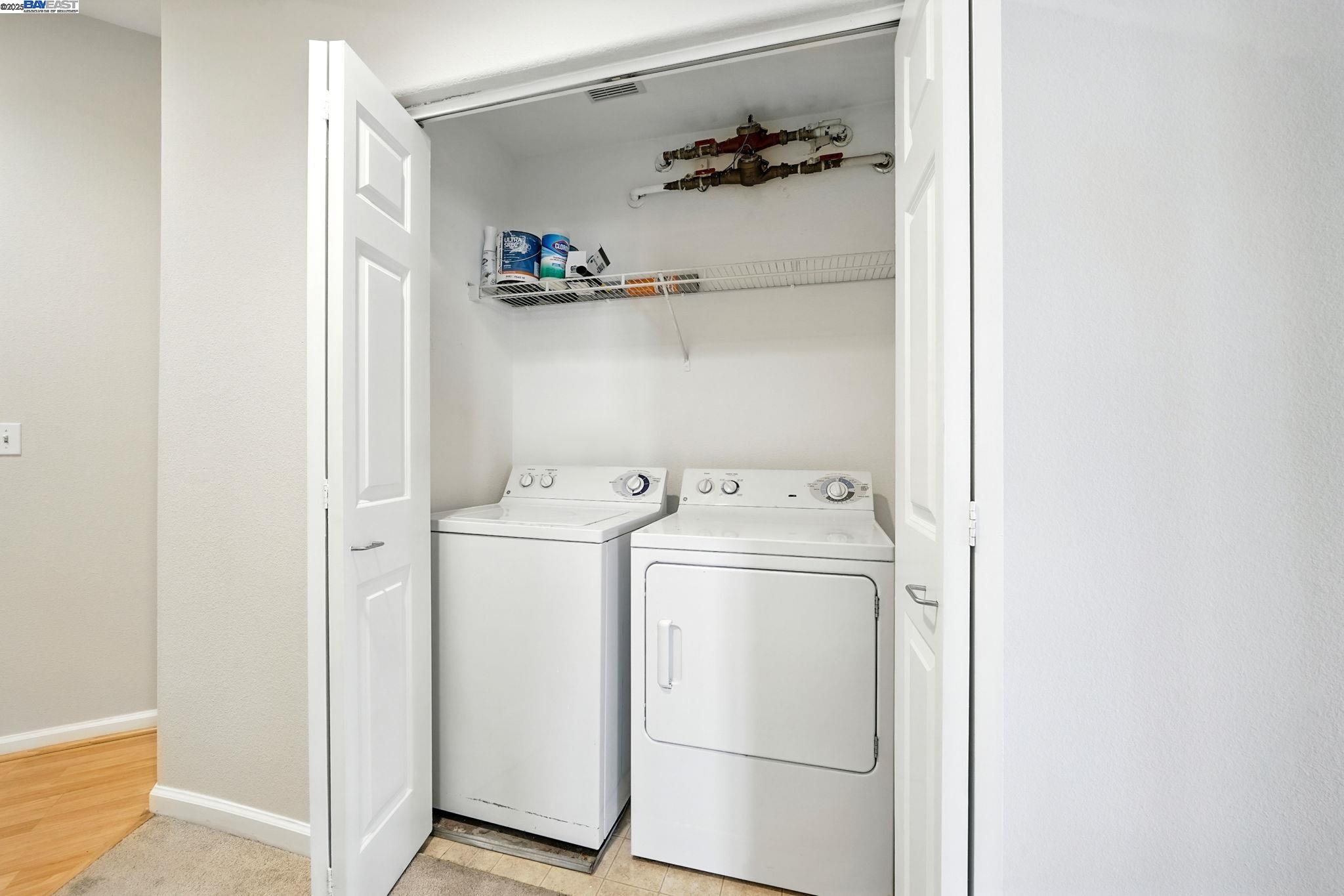 Detail Gallery Image 12 of 31 For 1121 40th St #1401,  Emeryville,  CA 94608 - 2 Beds | 2 Baths
