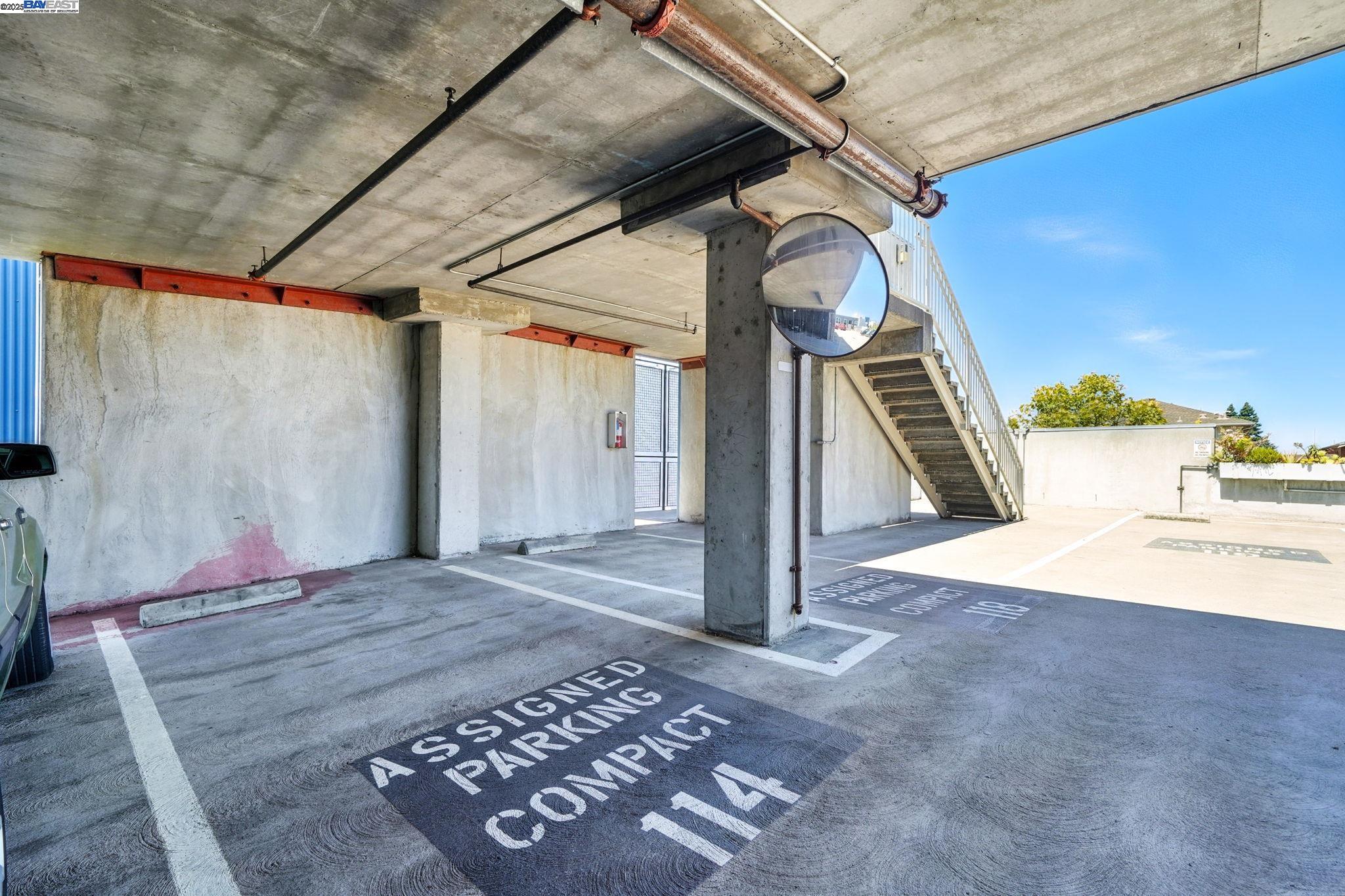 Detail Gallery Image 25 of 31 For 1121 40th St #1401,  Emeryville,  CA 94608 - 2 Beds | 2 Baths