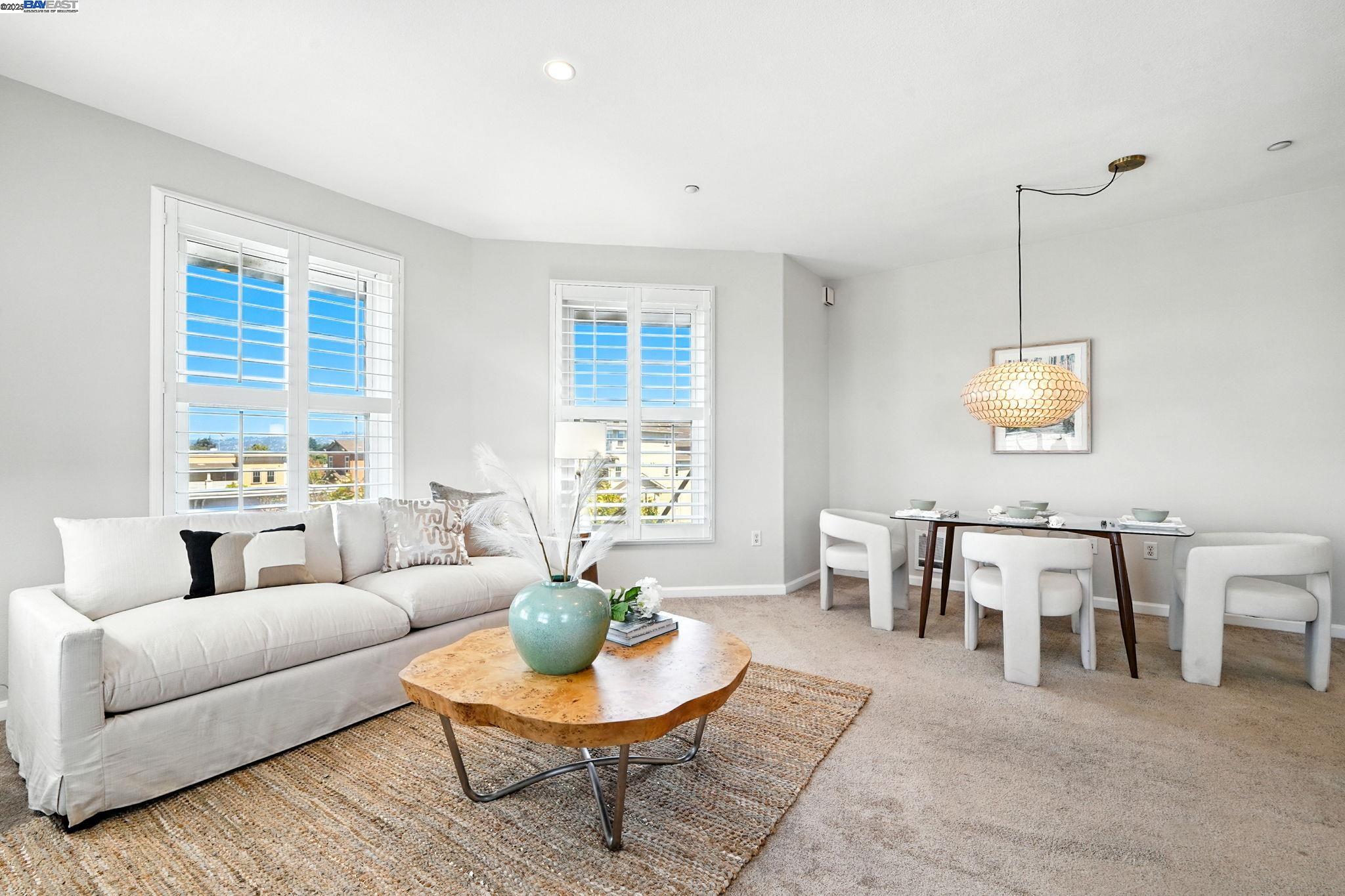Detail Gallery Image 5 of 31 For 1121 40th St #1401,  Emeryville,  CA 94608 - 2 Beds | 2 Baths