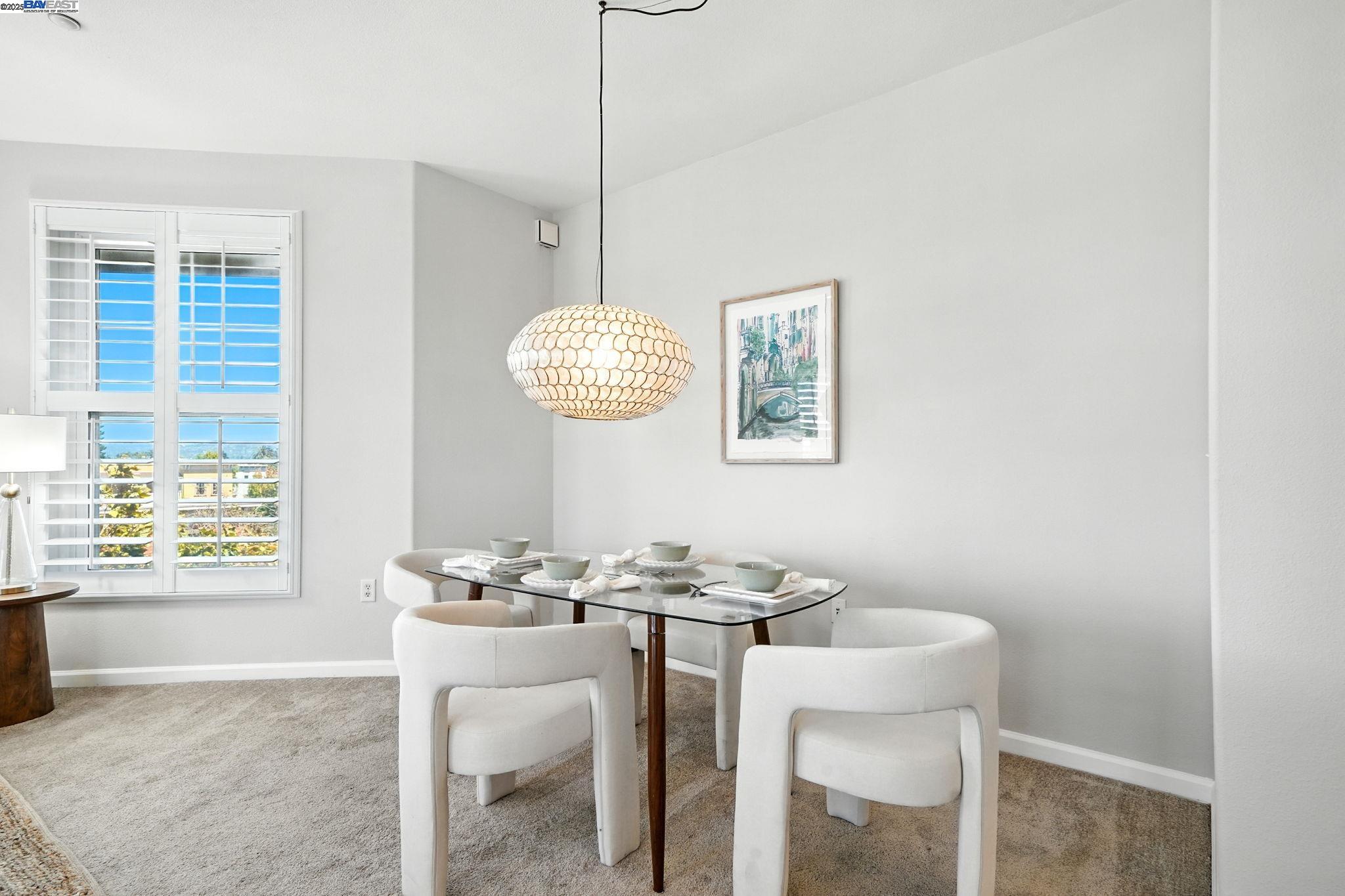 Detail Gallery Image 6 of 31 For 1121 40th St #1401,  Emeryville,  CA 94608 - 2 Beds | 2 Baths