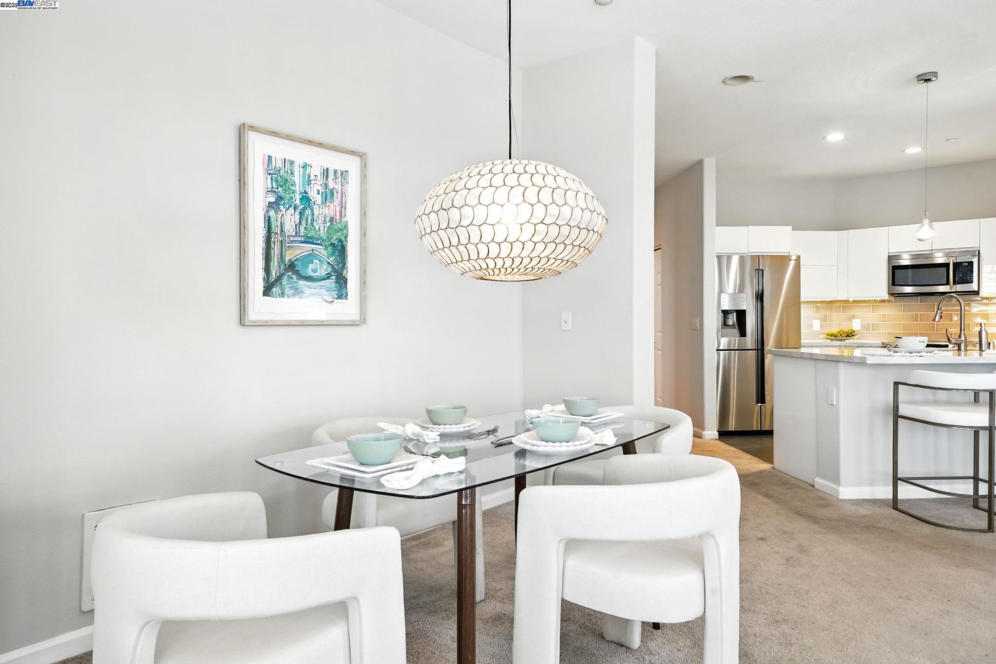 Detail Gallery Image 7 of 31 For 1121 40th St #1401,  Emeryville,  CA 94608 - 2 Beds | 2 Baths