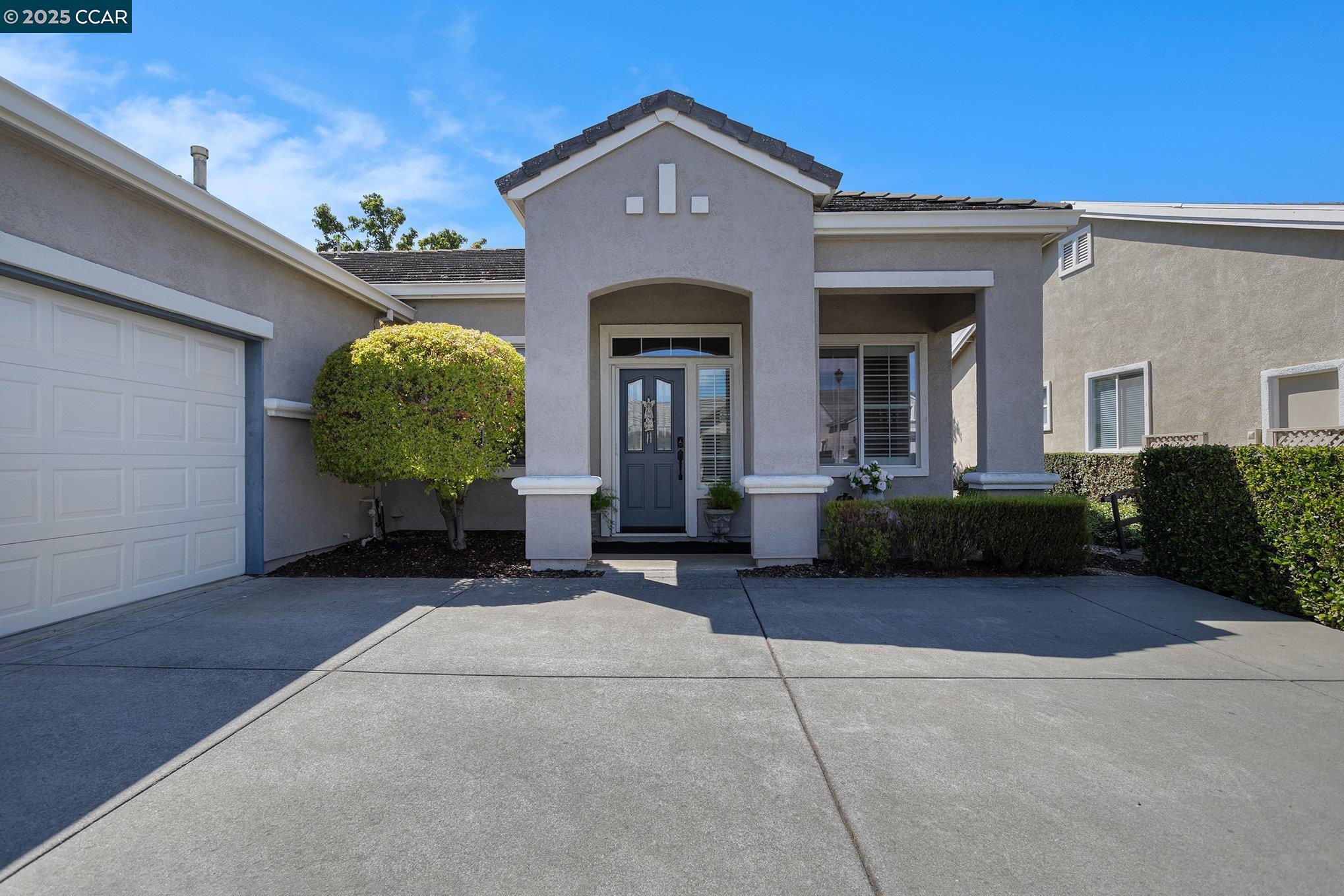 Detail Gallery Image 2 of 8 For 124 Liberty Ln, Brentwood,  CA 94513 - 2 Beds | 2 Baths