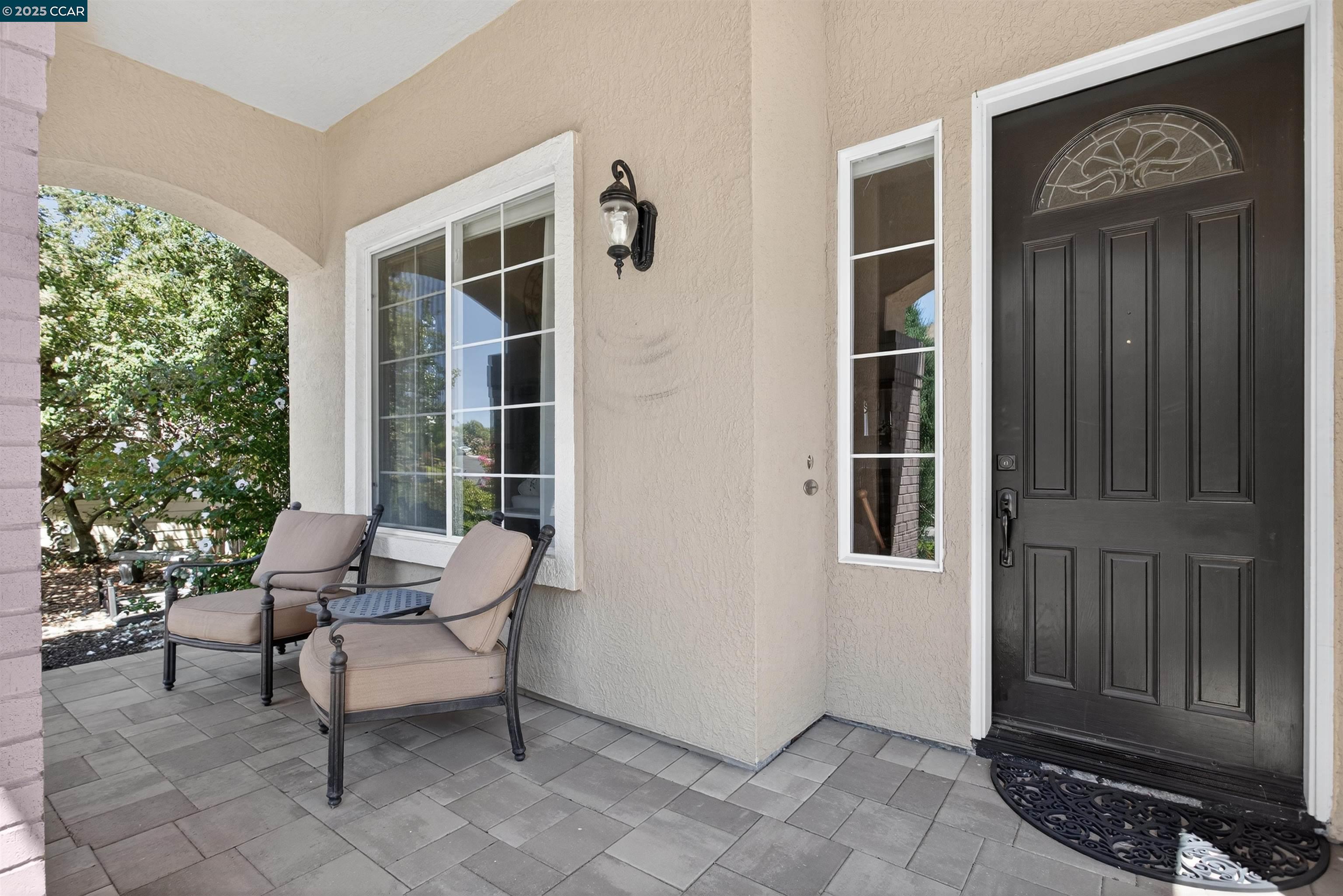 Detail Gallery Image 2 of 40 For 9003 Elk Dr, Clayton,  CA 94517 - 4 Beds | 3 Baths