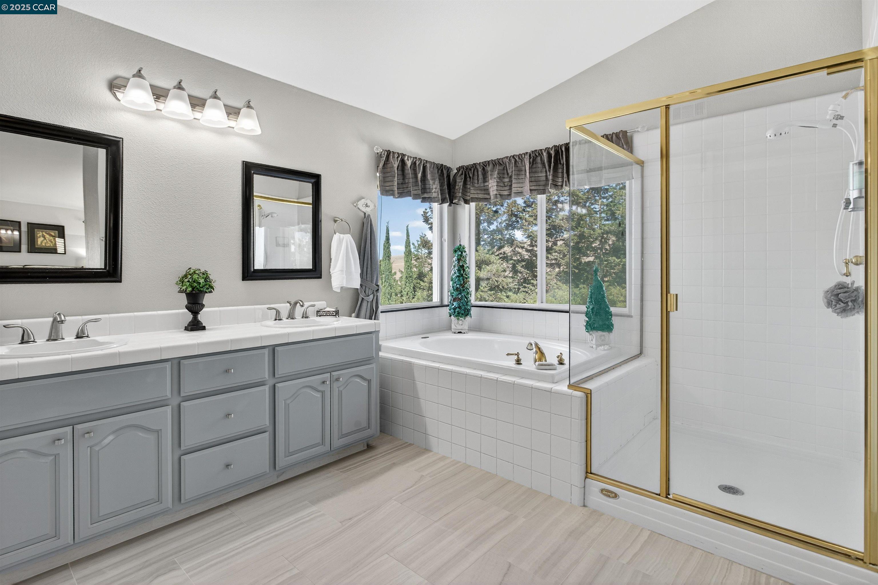 Detail Gallery Image 25 of 40 For 9003 Elk Dr, Clayton,  CA 94517 - 4 Beds | 3 Baths