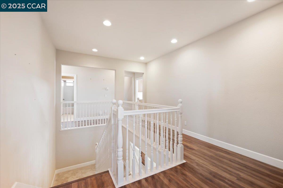 Detail Gallery Image 11 of 38 For 2901 Embleton Ln, San Ramon,  CA 94582 - 5 Beds | 3 Baths