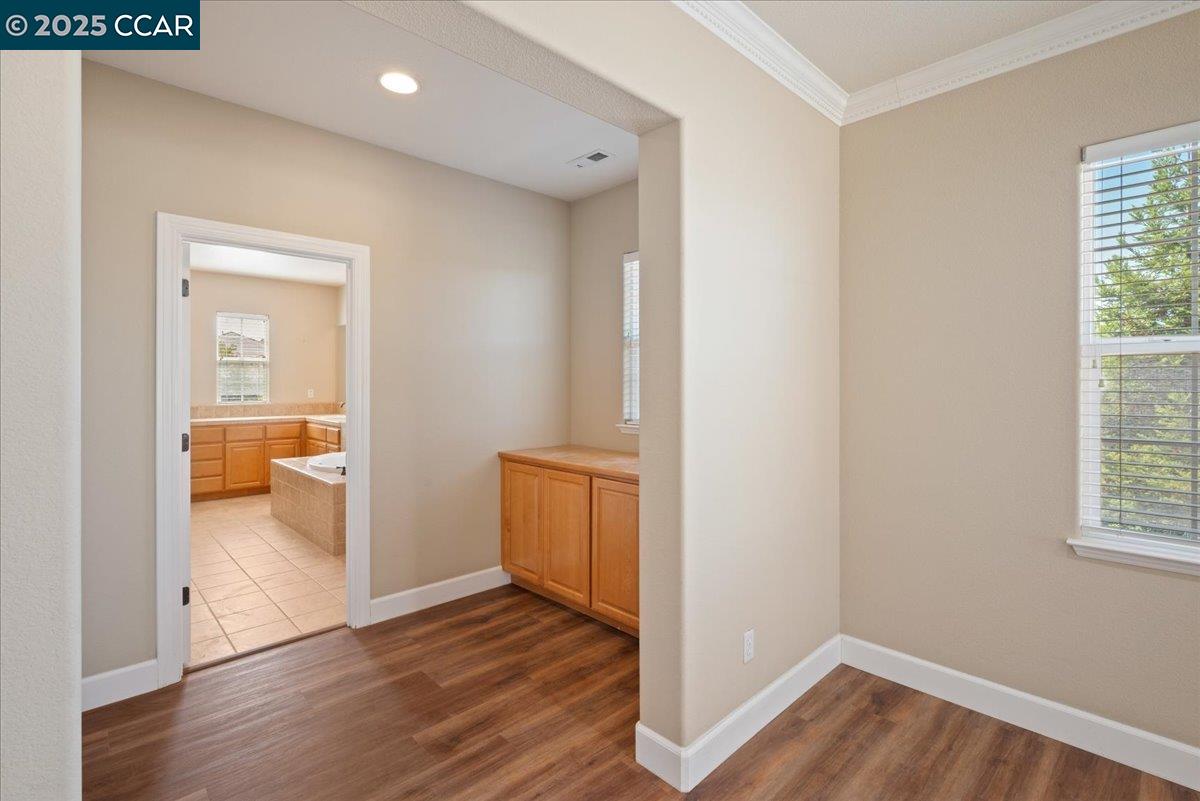 Detail Gallery Image 16 of 38 For 2901 Embleton Ln, San Ramon,  CA 94582 - 5 Beds | 3 Baths