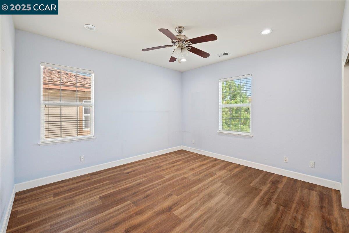 Detail Gallery Image 22 of 38 For 2901 Embleton Ln, San Ramon,  CA 94582 - 5 Beds | 3 Baths