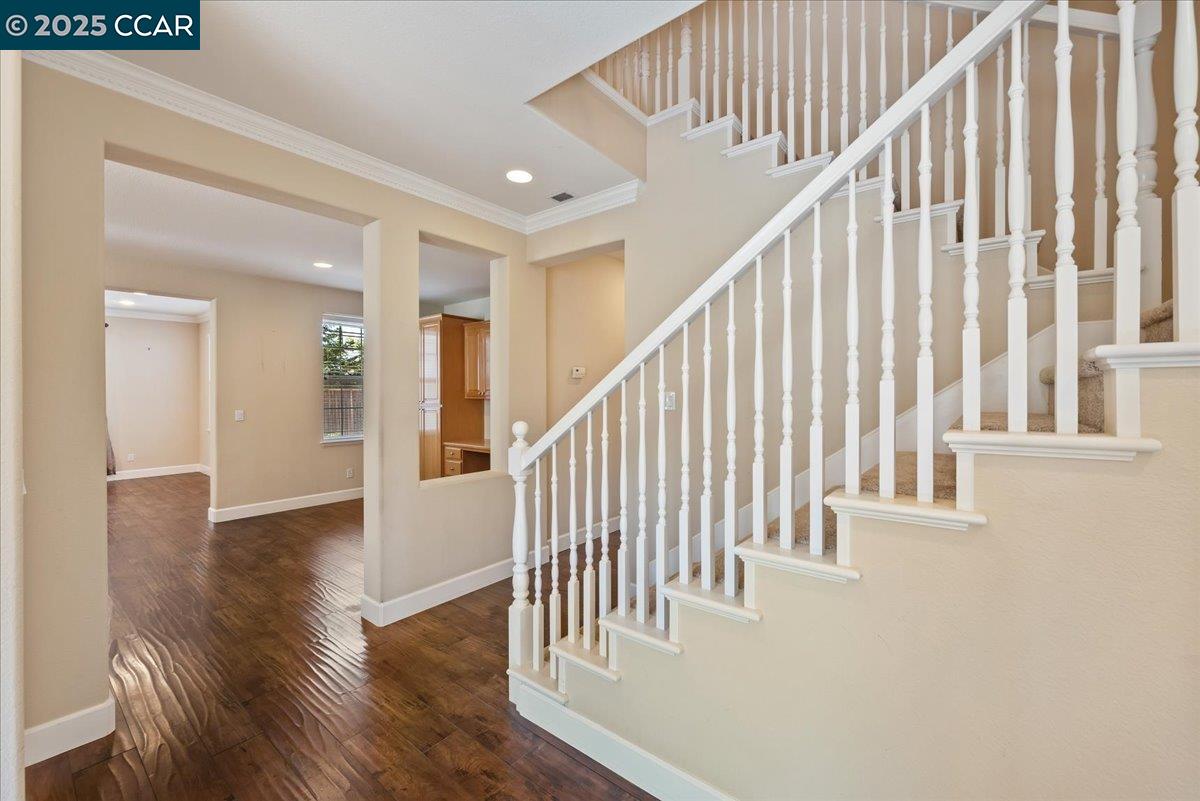 Detail Gallery Image 32 of 38 For 2901 Embleton Ln, San Ramon,  CA 94582 - 5 Beds | 3 Baths