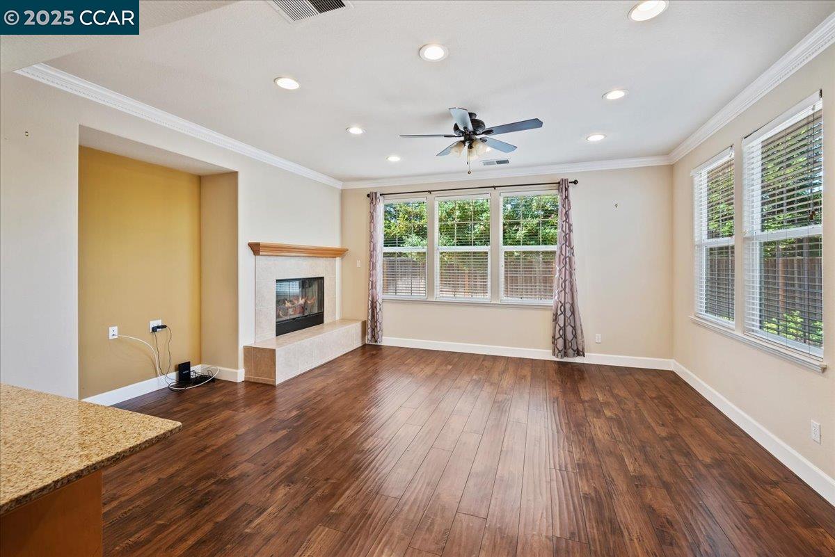 Detail Gallery Image 7 of 38 For 2901 Embleton Ln, San Ramon,  CA 94582 - 5 Beds | 3 Baths