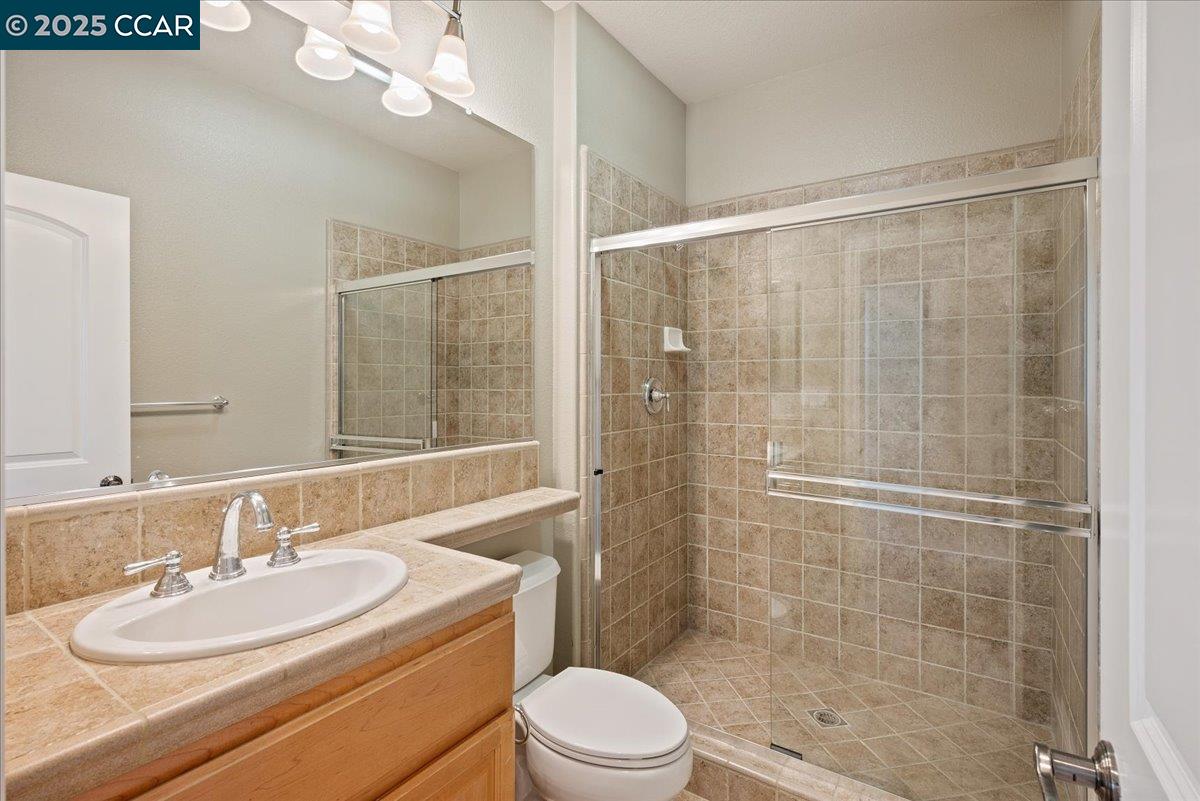 Detail Gallery Image 10 of 38 For 2901 Embleton Ln, San Ramon,  CA 94582 - 5 Beds | 3 Baths