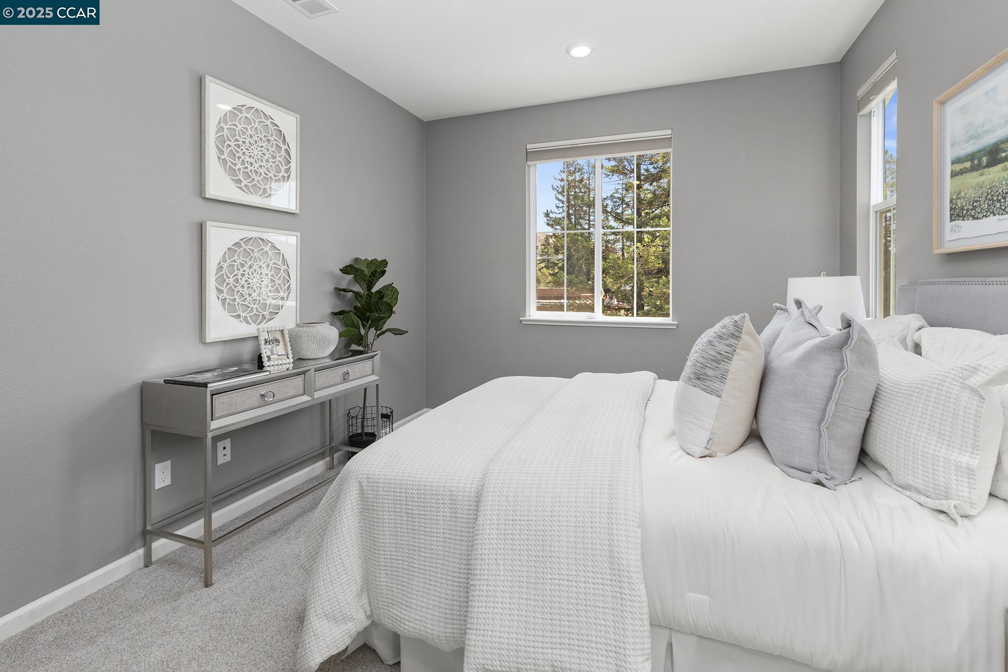 Detail Gallery Image 26 of 52 For 118 Wallace Cir, Moraga,  CA 94556 - 5 Beds | 3/1 Baths