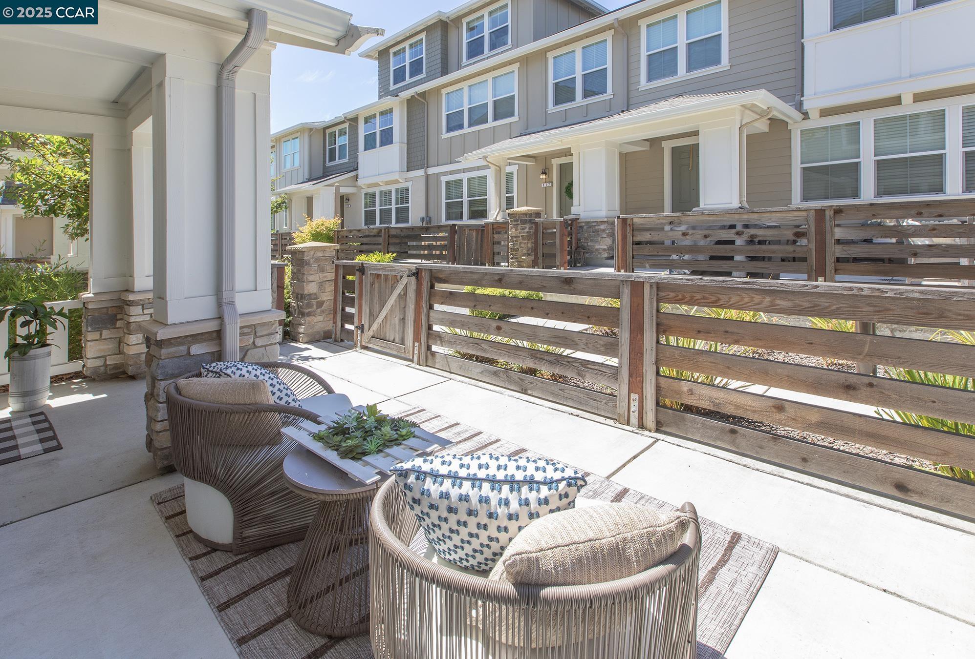 Detail Gallery Image 41 of 52 For 118 Wallace Cir, Moraga,  CA 94556 - 5 Beds | 3/1 Baths