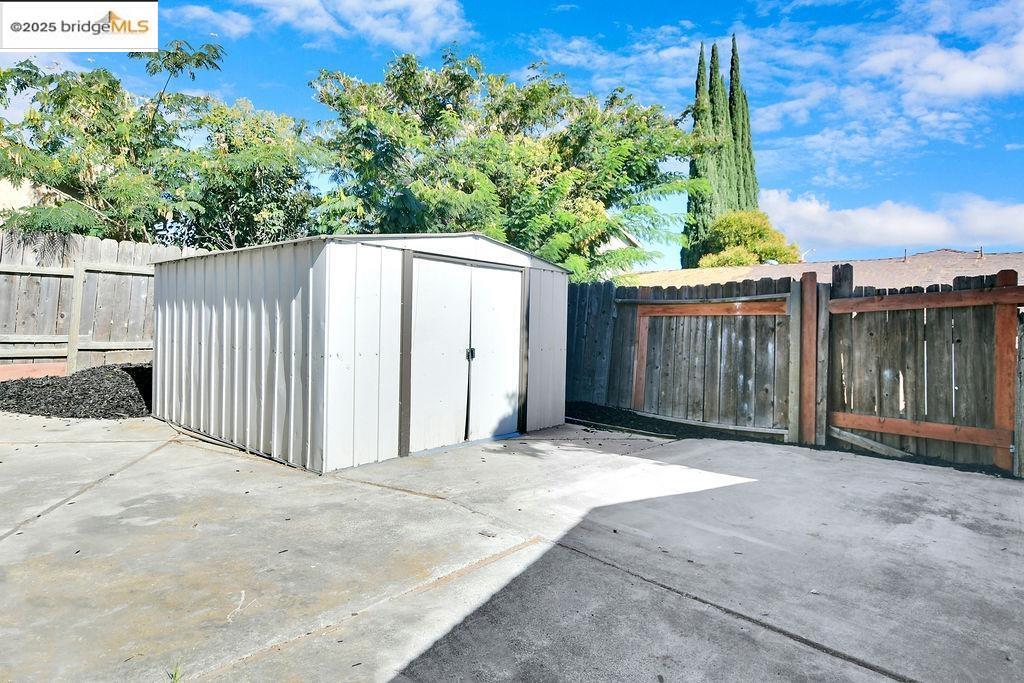 Detail Gallery Image 24 of 25 For 1714 Magnolia Way, Antioch,  CA 94509 - 4 Beds | 2/1 Baths