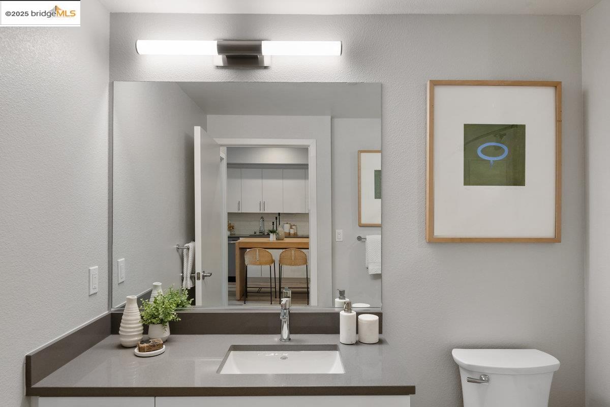 Detail Gallery Image 18 of 42 For 260 Brooklyn Basin Way #409,  Oakland,  CA 94606 - 1 Beds | 1 Baths