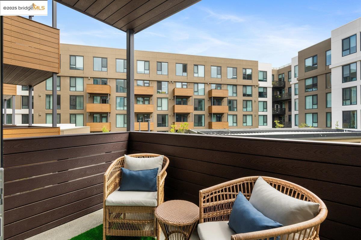 Detail Gallery Image 20 of 42 For 260 Brooklyn Basin Way #409,  Oakland,  CA 94606 - 1 Beds | 1 Baths