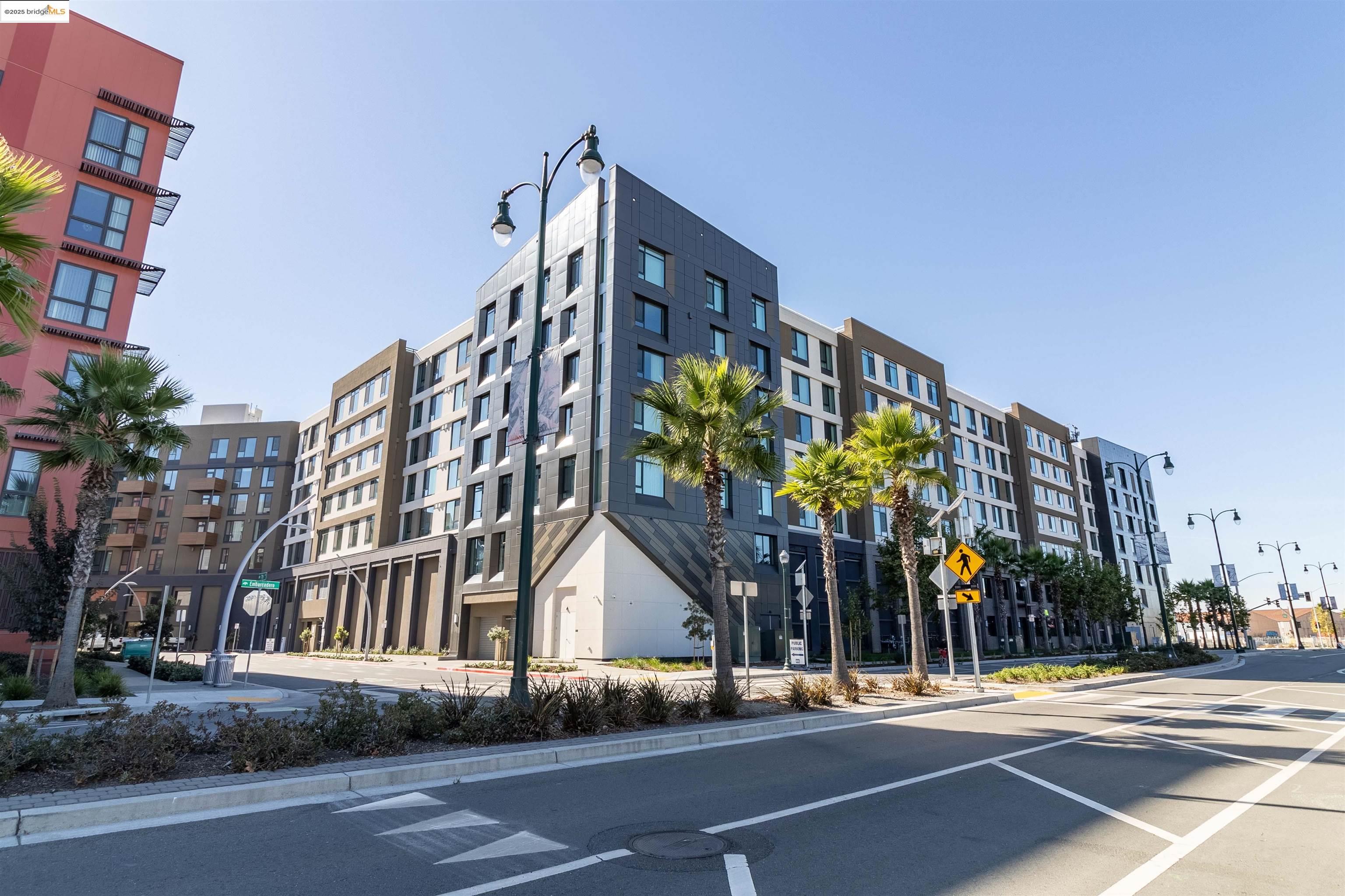 Detail Gallery Image 41 of 42 For 260 Brooklyn Basin Way #409,  Oakland,  CA 94606 - 1 Beds | 1 Baths