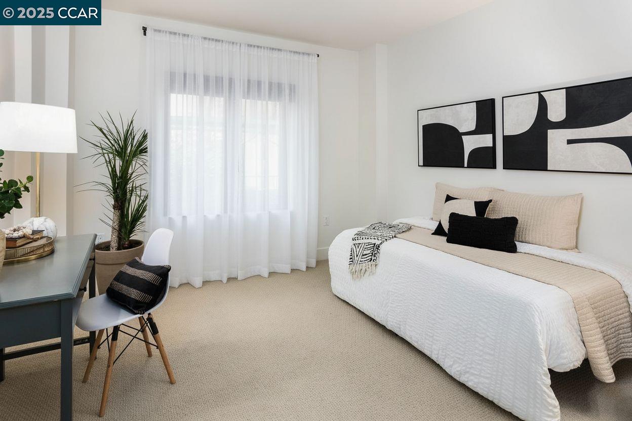 Detail Gallery Image 18 of 26 For 438 W Grand Ave #528,  Oakland,  CA 94612 - 2 Beds | 2 Baths