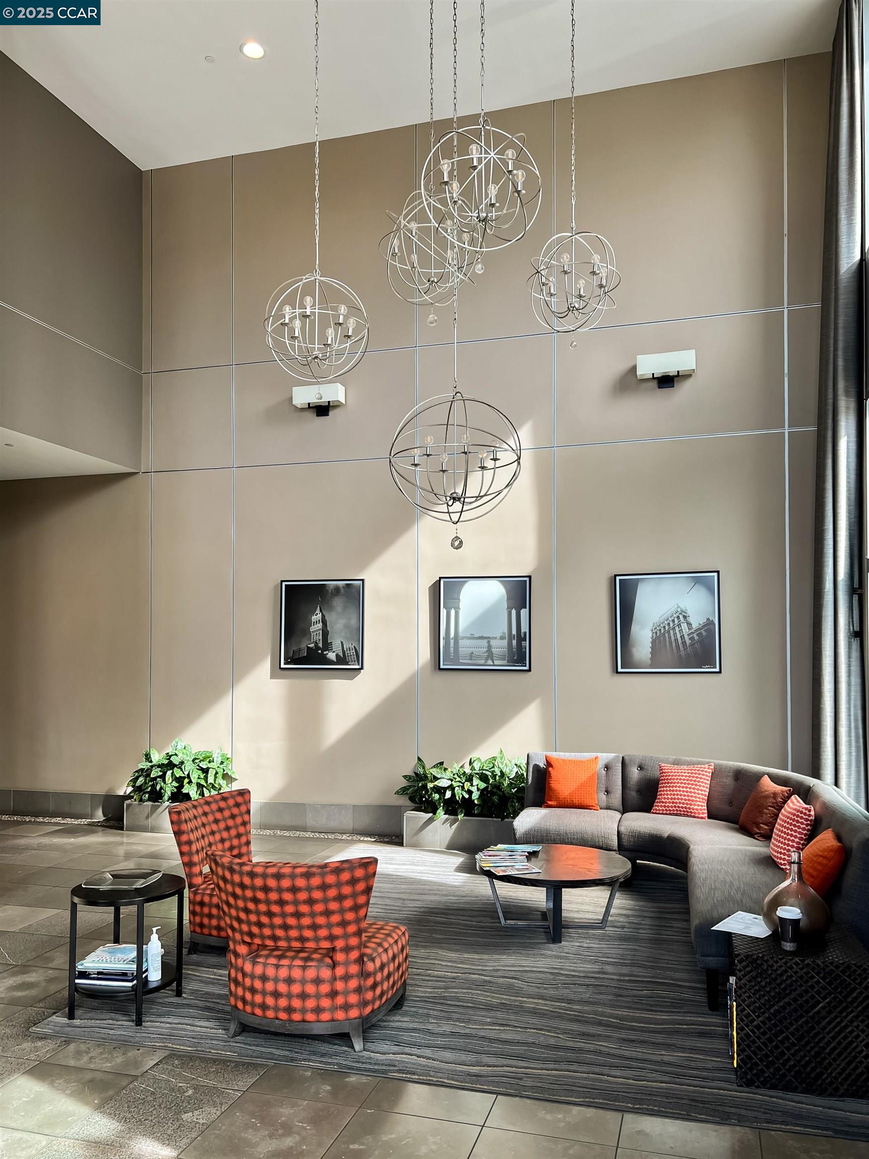 Detail Gallery Image 20 of 26 For 438 W Grand Ave #528,  Oakland,  CA 94612 - 2 Beds | 2 Baths