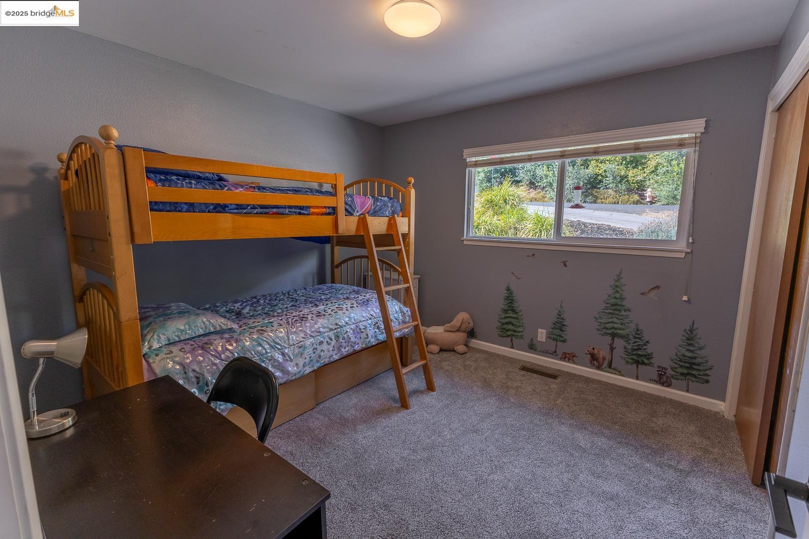 Detail Gallery Image 17 of 39 For 677 E. Oakside Drive, Sonora,  CA 95370-5832 - 4 Beds | 3 Baths