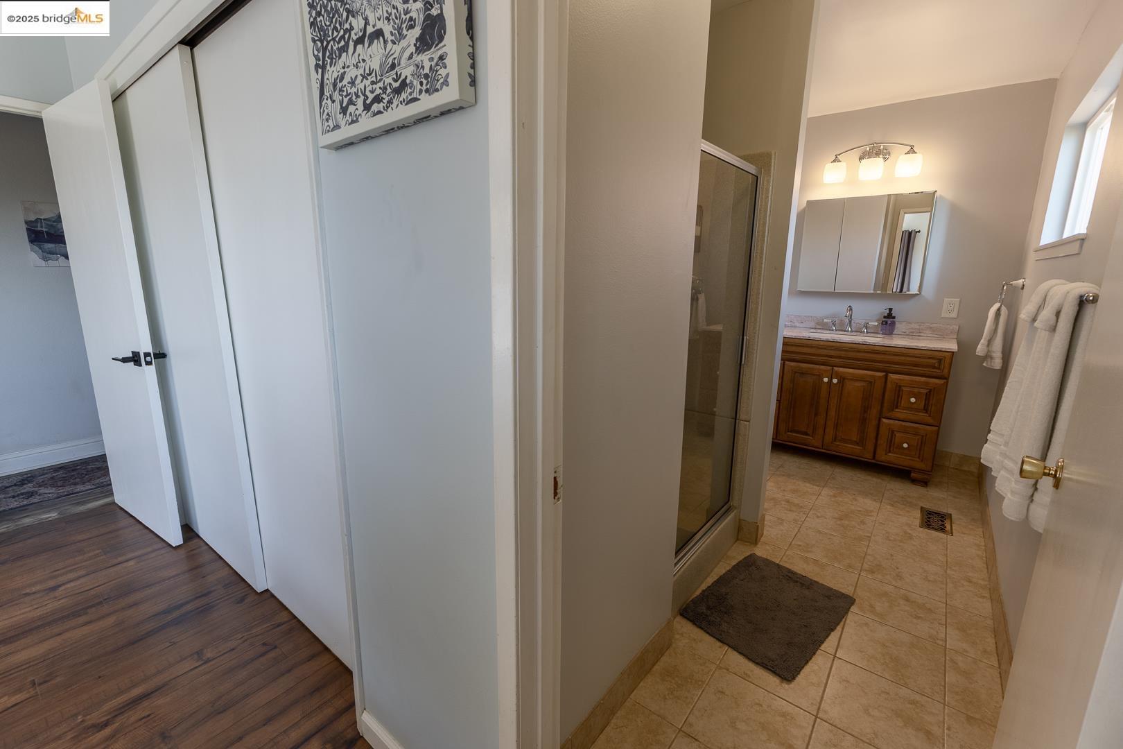 Detail Gallery Image 24 of 39 For 677 E. Oakside Drive, Sonora,  CA 95370-5832 - 4 Beds | 3 Baths