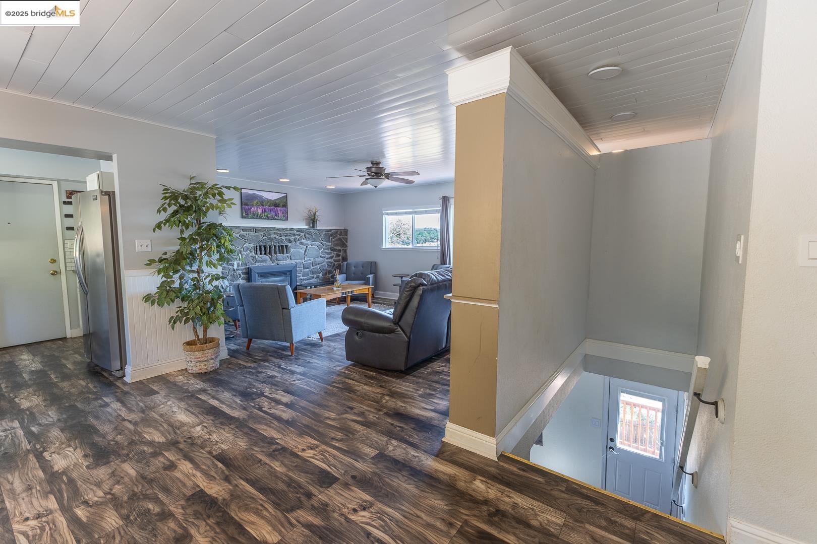 Detail Gallery Image 26 of 39 For 677 E. Oakside Drive, Sonora,  CA 95370-5832 - 4 Beds | 3 Baths