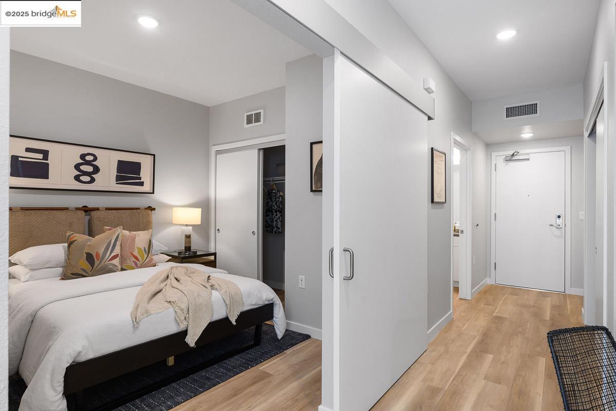 Detail Gallery Image 13 of 38 For 260 Brooklyn Basin Way #415,  Oakland,  CA 94606 - 0 Beds | 1 Baths