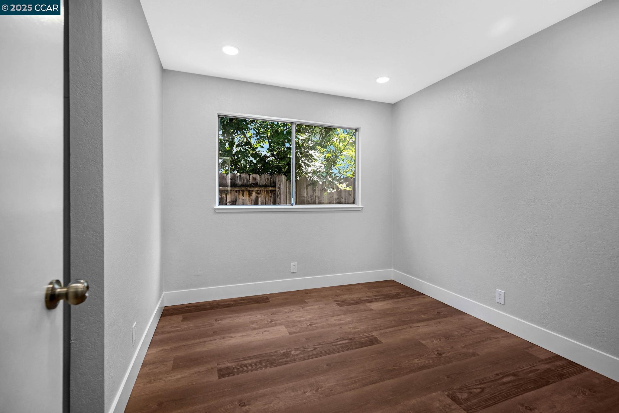 Detail Gallery Image 17 of 32 For 2915 E Watson Ct, Concord,  CA 94518 - 4 Beds | 2 Baths