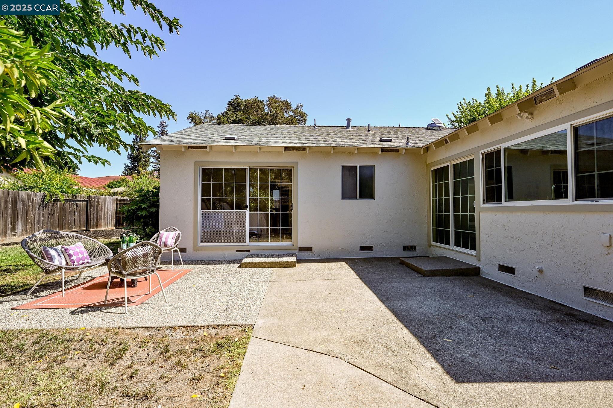Detail Gallery Image 25 of 32 For 2915 E Watson Ct, Concord,  CA 94518 - 4 Beds | 2 Baths