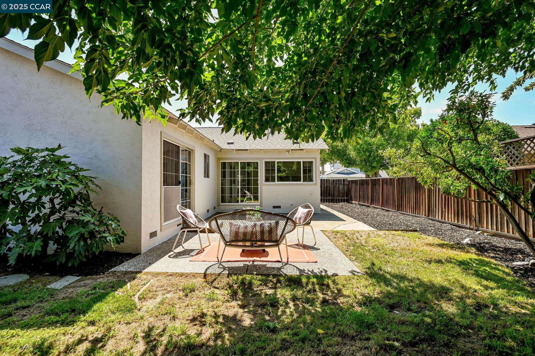 Detail Gallery Image 28 of 32 For 2915 E Watson Ct, Concord,  CA 94518 - 4 Beds | 2 Baths