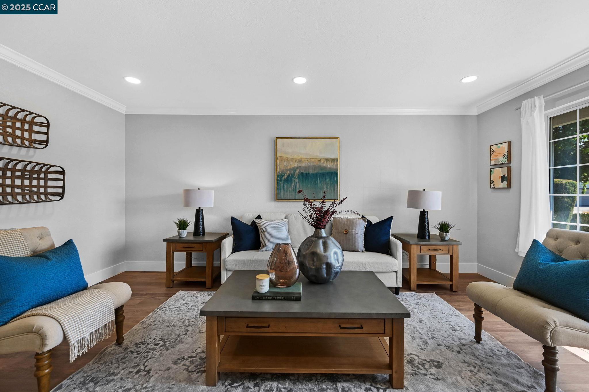 Detail Gallery Image 5 of 32 For 2915 E Watson Ct, Concord,  CA 94518 - 4 Beds | 2 Baths