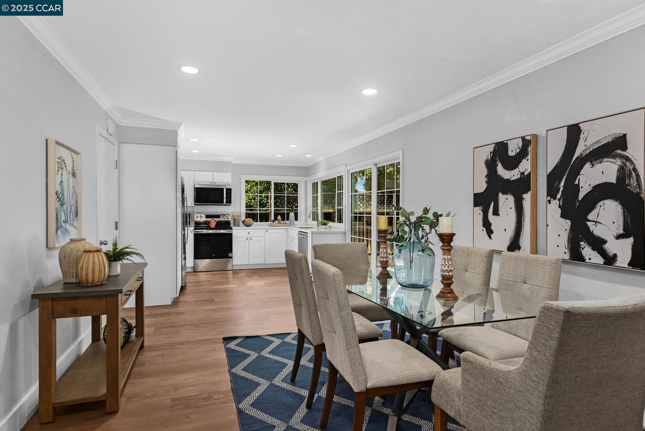 Detail Gallery Image 10 of 32 For 2915 E Watson Ct, Concord,  CA 94518 - 4 Beds | 2 Baths