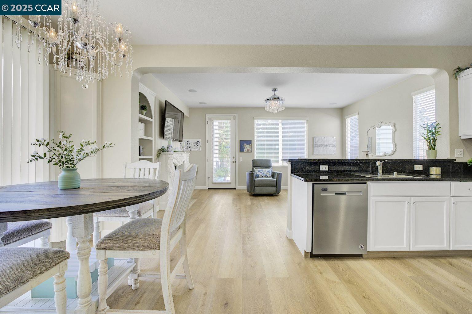 Detail Gallery Image 12 of 40 For 1773 Image Dr, Manteca,  CA 95337 - 3 Beds | 2/1 Baths
