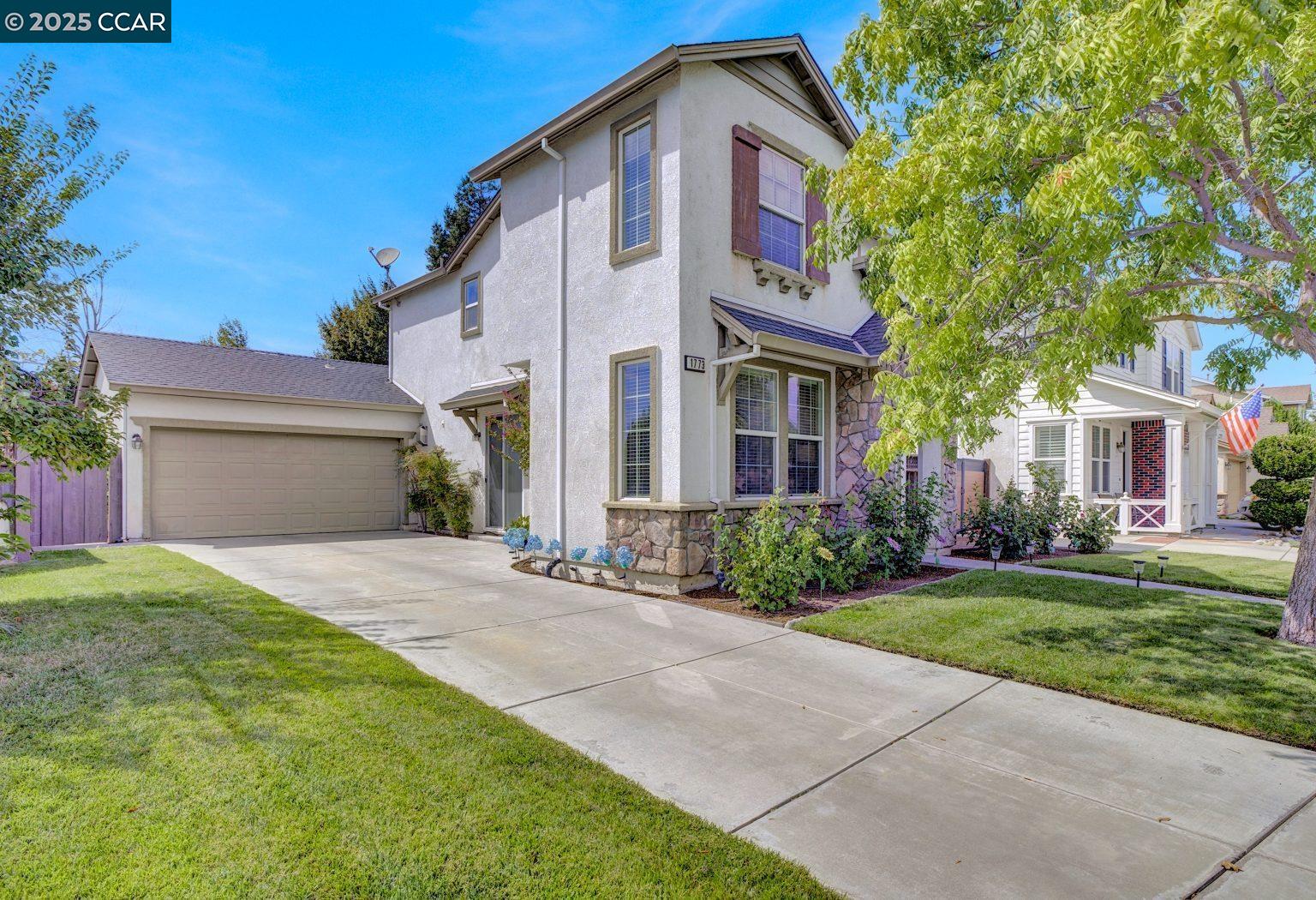Detail Gallery Image 3 of 40 For 1773 Image Dr, Manteca,  CA 95337 - 3 Beds | 2/1 Baths