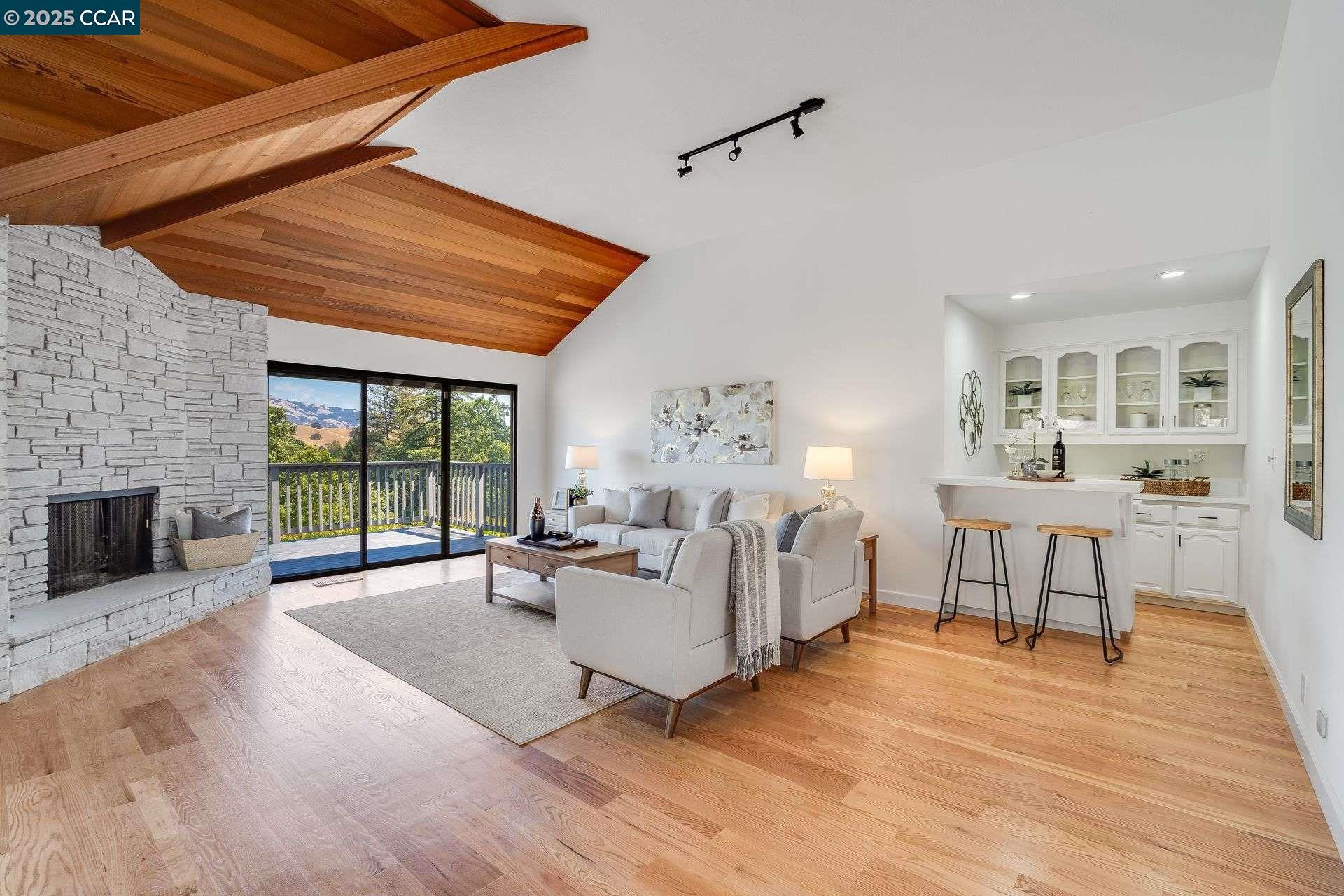 Detail Gallery Image 11 of 43 For 36 Candlewood Place, Walnut Creek,  CA 94595 - 5 Beds | 3/1 Baths