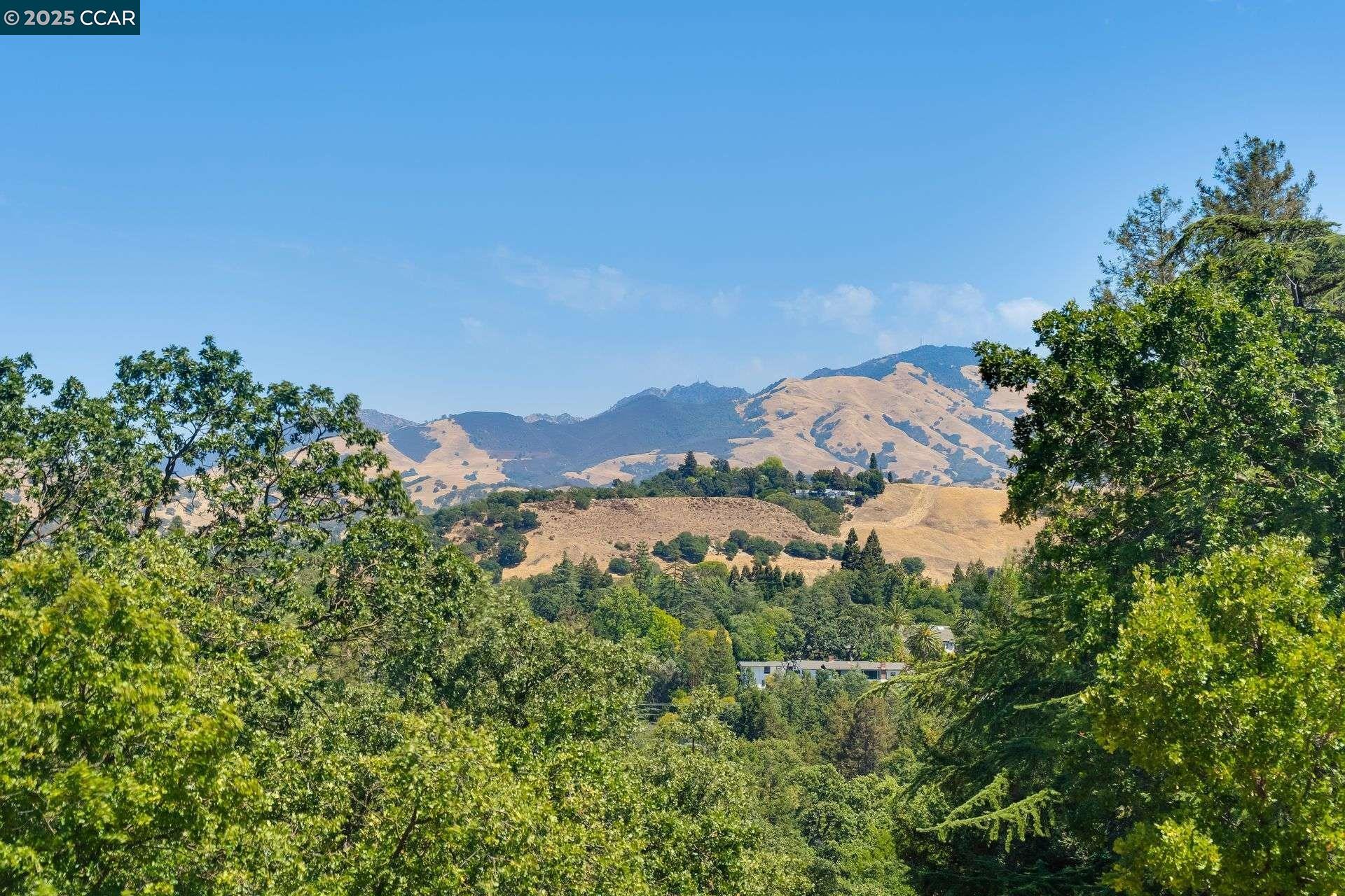 Detail Gallery Image 21 of 43 For 36 Candlewood Place, Walnut Creek,  CA 94595 - 5 Beds | 3/1 Baths