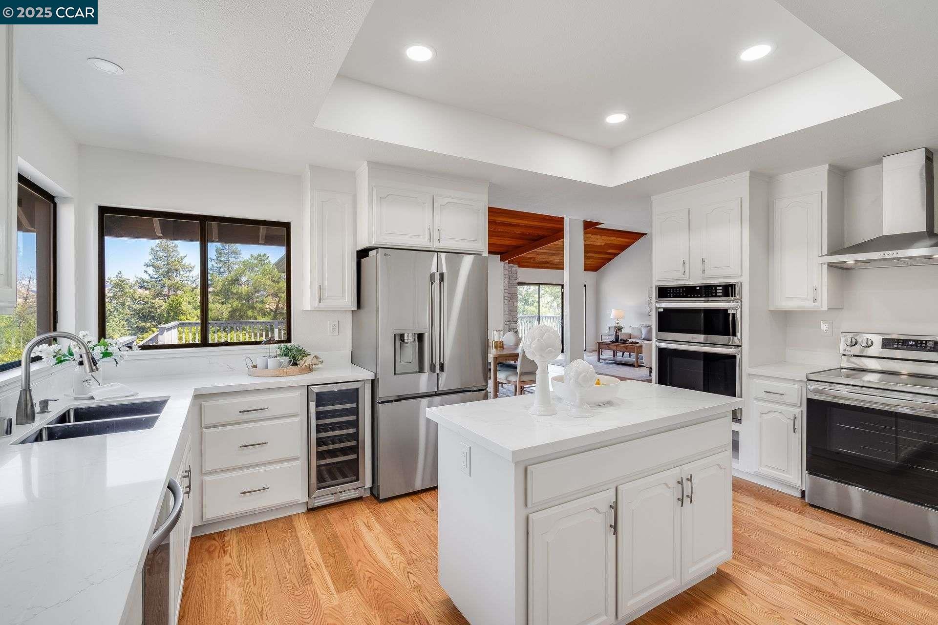 Detail Gallery Image 6 of 43 For 36 Candlewood Place, Walnut Creek,  CA 94595 - 5 Beds | 3/1 Baths