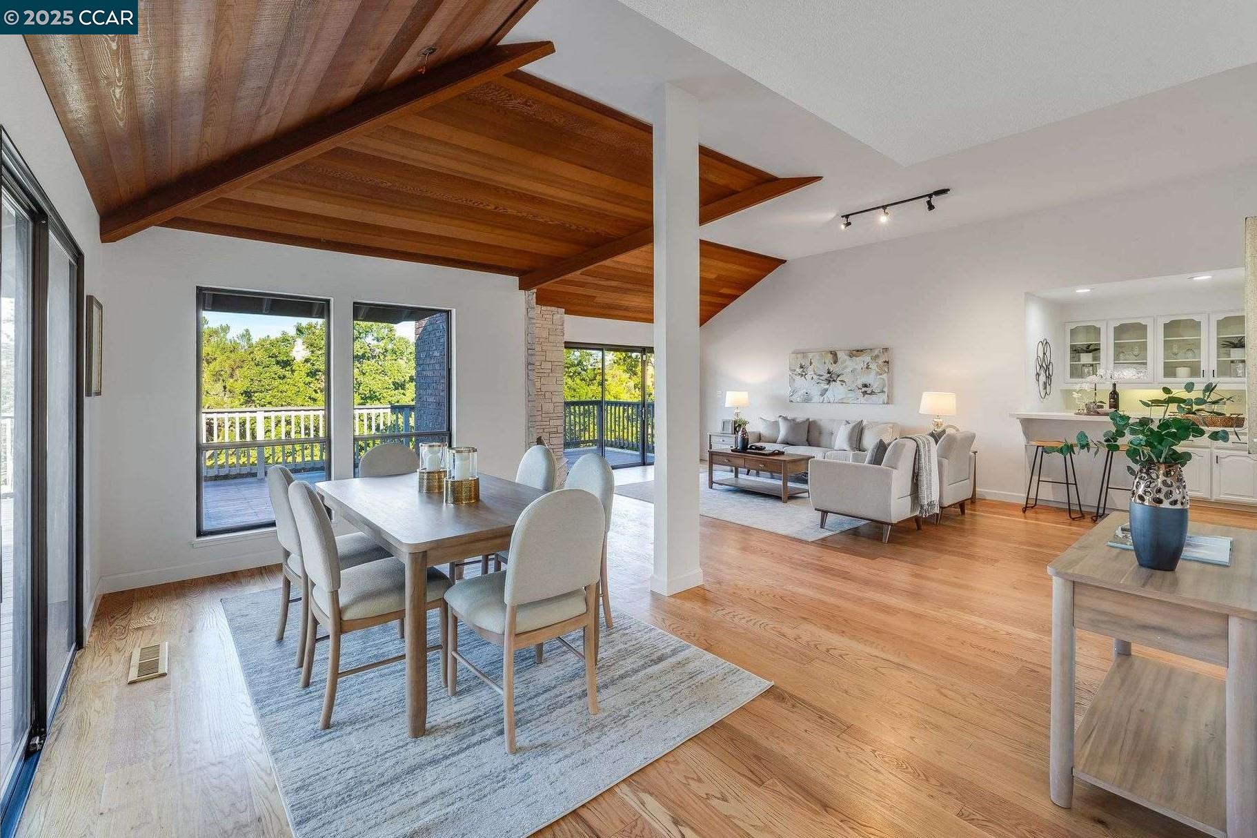 Detail Gallery Image 9 of 34 For 36 Candlewood Place, Walnut Creek,  CA 94595 - 5 Beds | 3/1 Baths