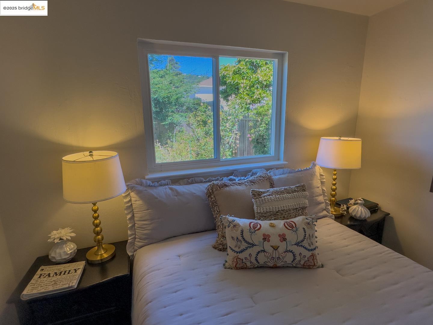 Detail Gallery Image 16 of 21 For 1522 Elm St, El Cerrito,  CA 94530 - 2 Beds | 1 Baths