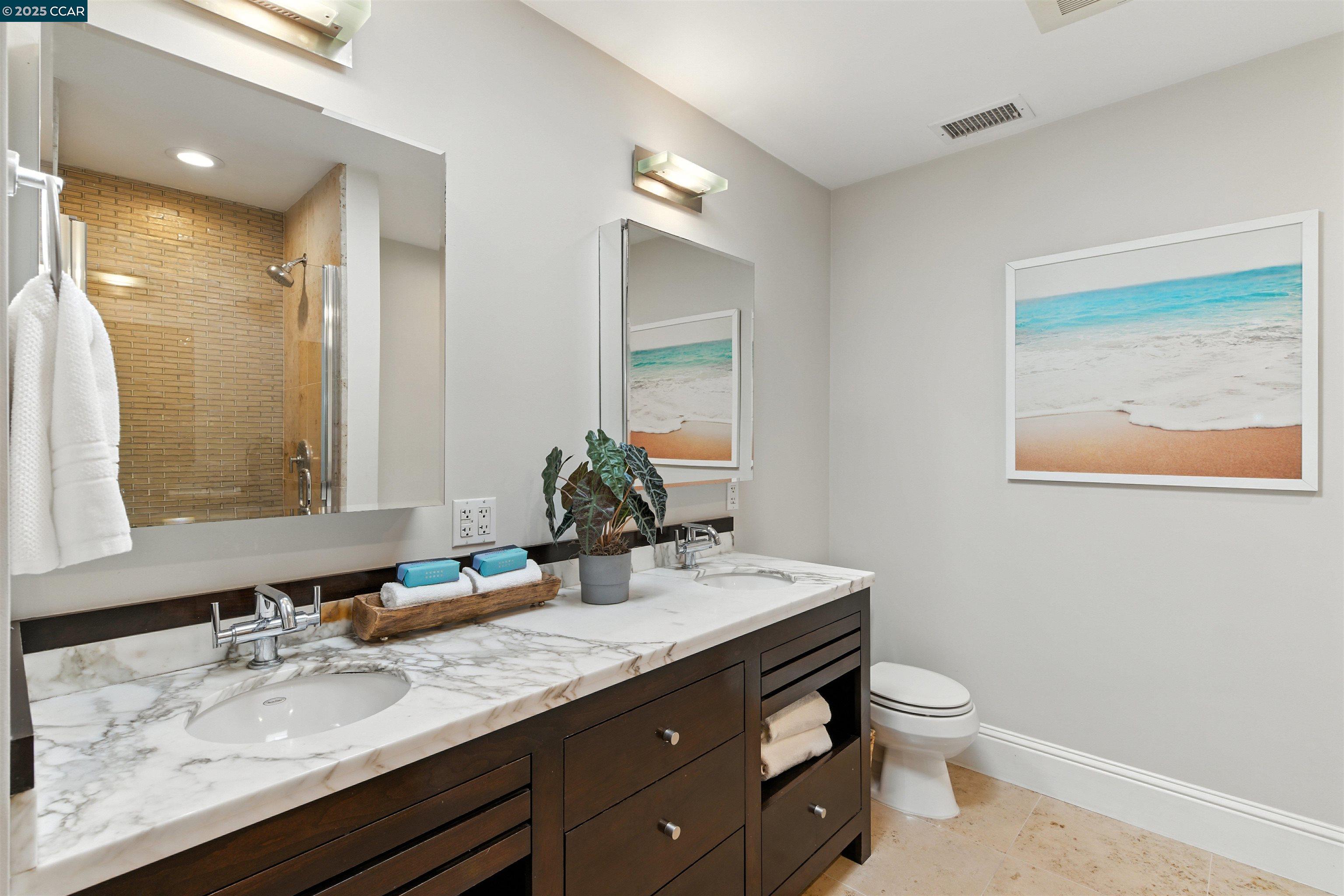 Detail Gallery Image 26 of 42 For 101 Meadow Ln, Orinda,  CA 94563 - 4 Beds | 3 Baths